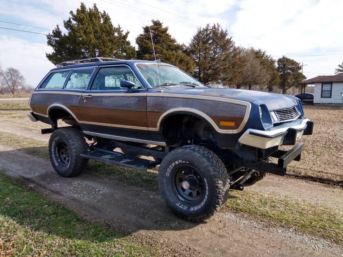 Ford Bronco Fixed roof Bronco 1978-Ford-Pinto-Bronco-4WD-1