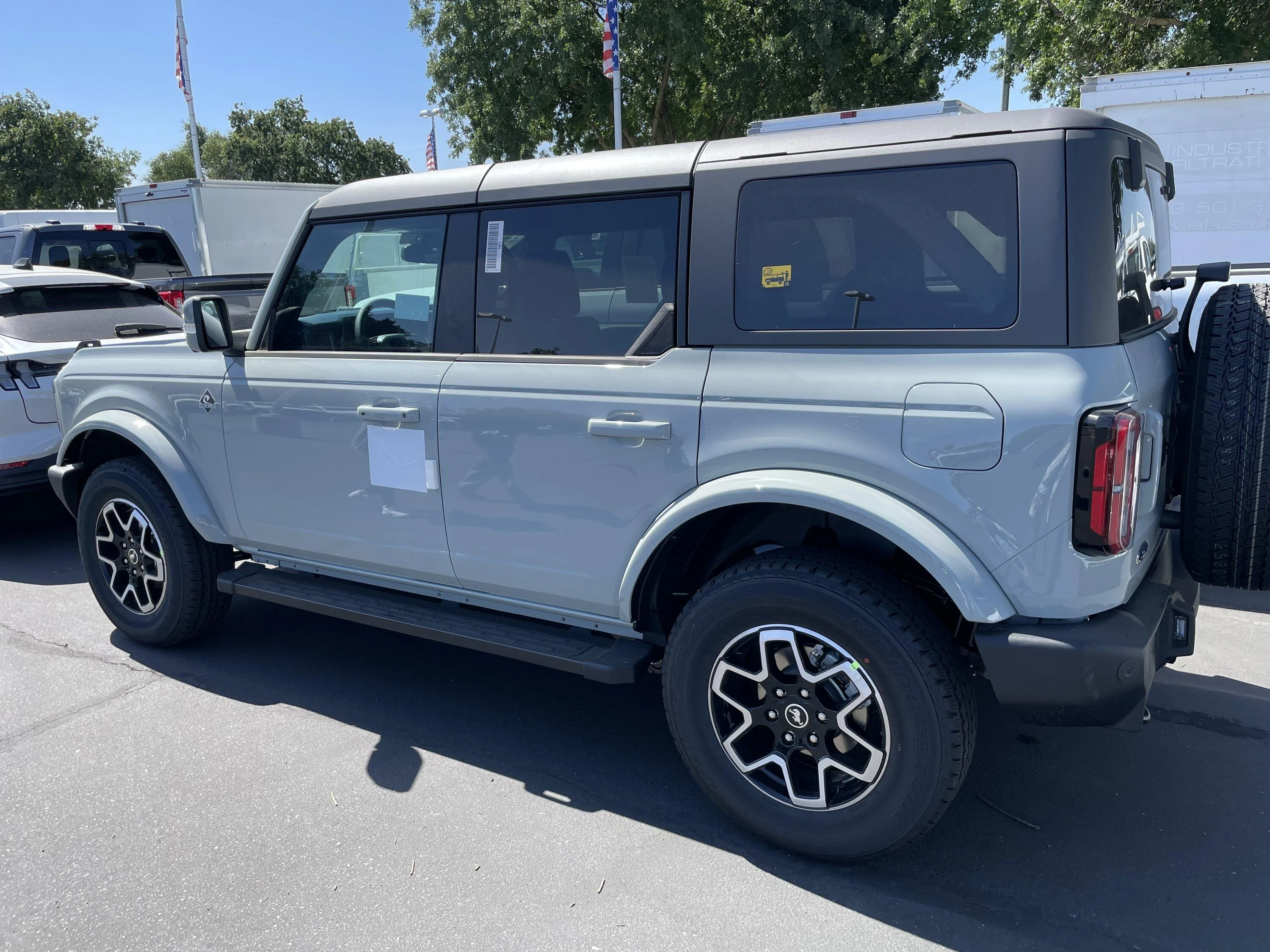 Ford Bronco CACTUS GRAY Bronco Club IMG_0491