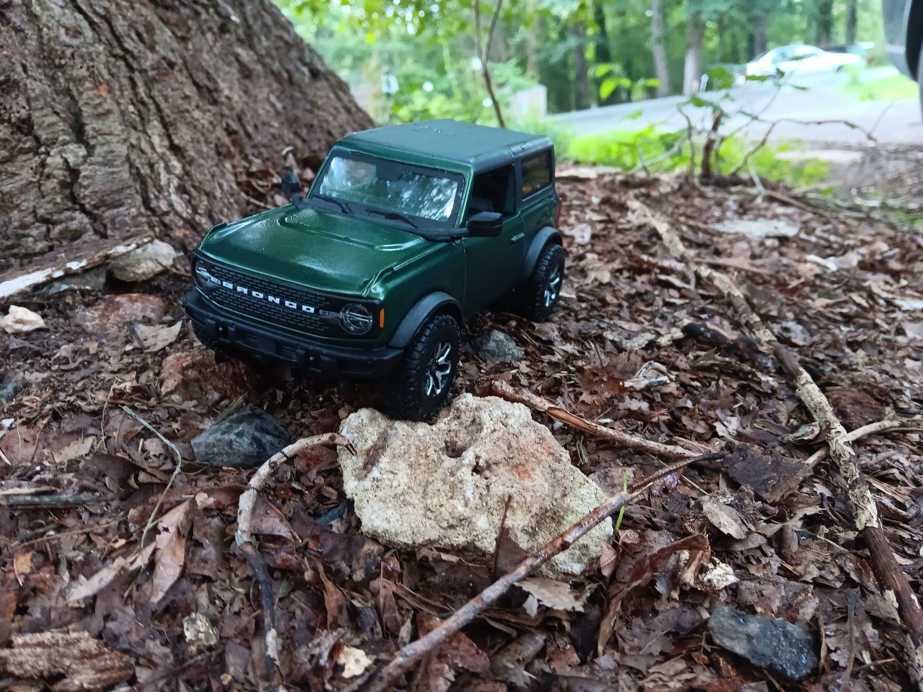 Ford Bronco Custom Maisto Model painted 20230715_185042