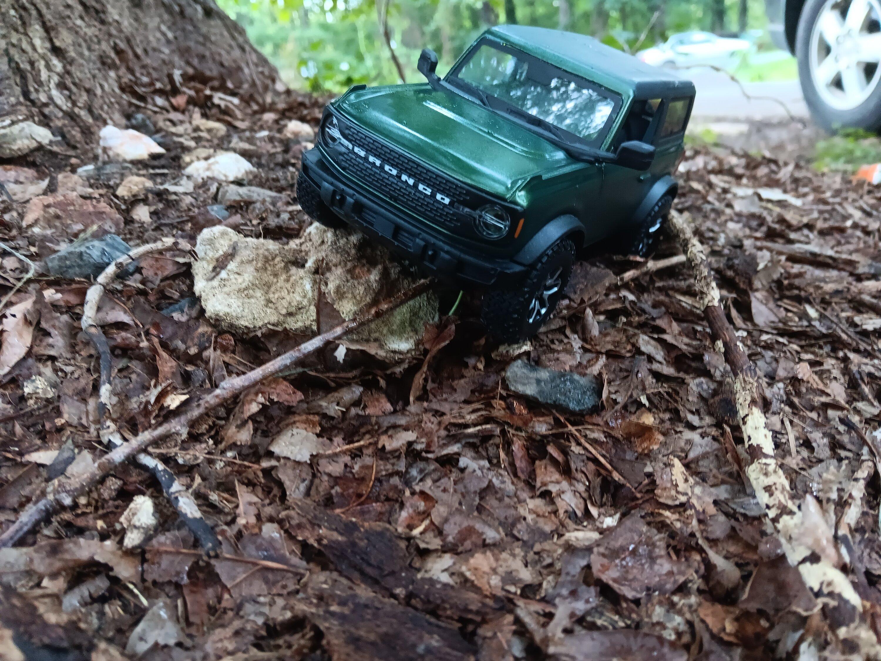 Ford Bronco Custom Maisto Model painted 20230715_185049