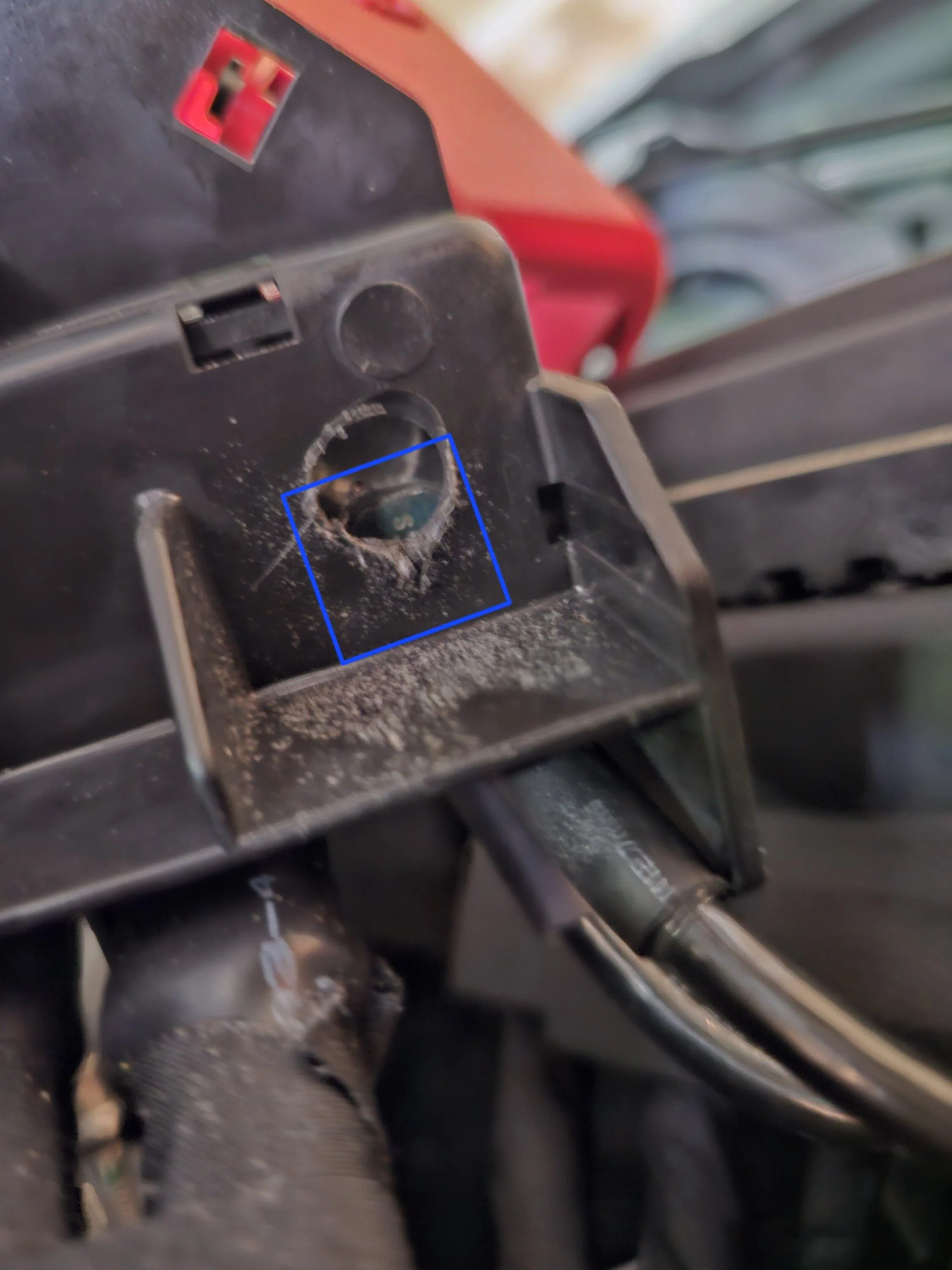 Ford Bronco Battery Terminal info 20230715_123825