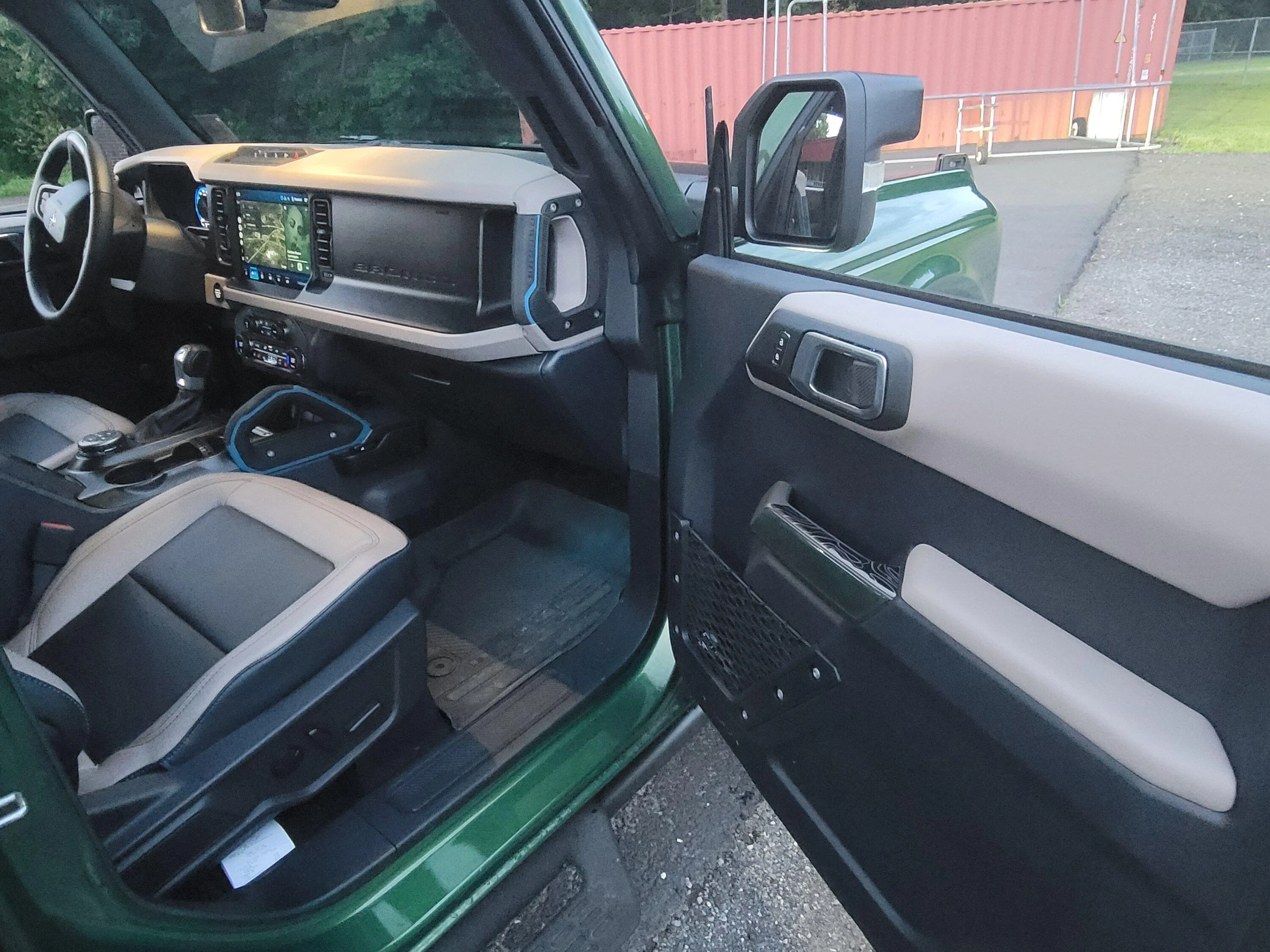 Ford Bronco Interior pics! Lets see 'em 20230715_203353