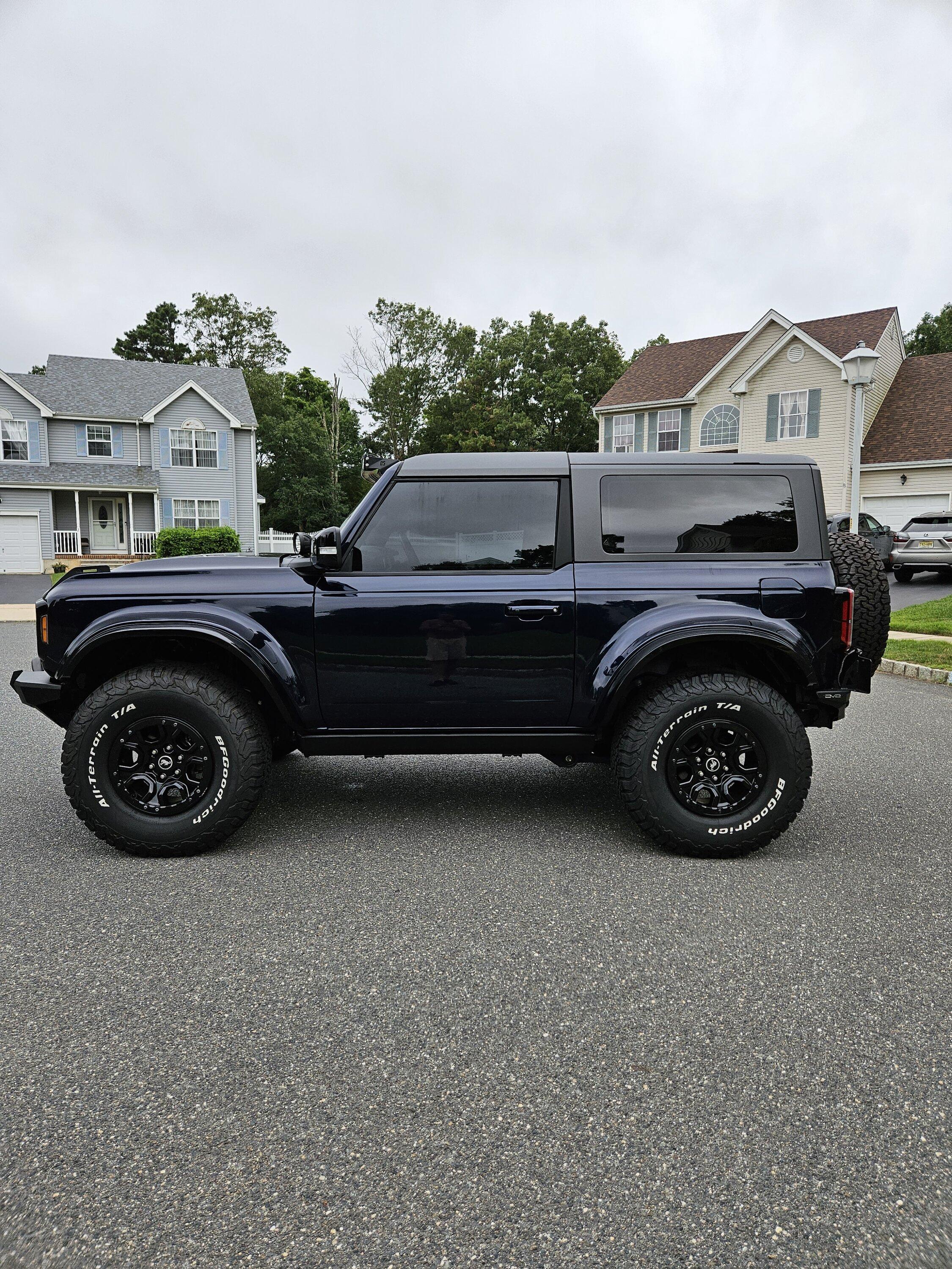 Ford Bronco AFC (Advanced Fiberglass Concepts) Fenders Installed, Room for 40s!!! 20230715_194942