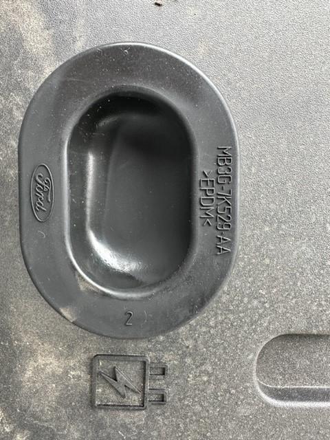 Ford Bronco Missing firewall grommet? firewall grommet