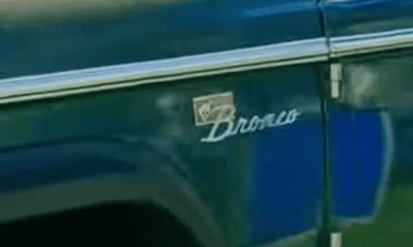 Ford Bronco Vintage style badging Screenshot 2023-07-17 at 1.57.22 PM