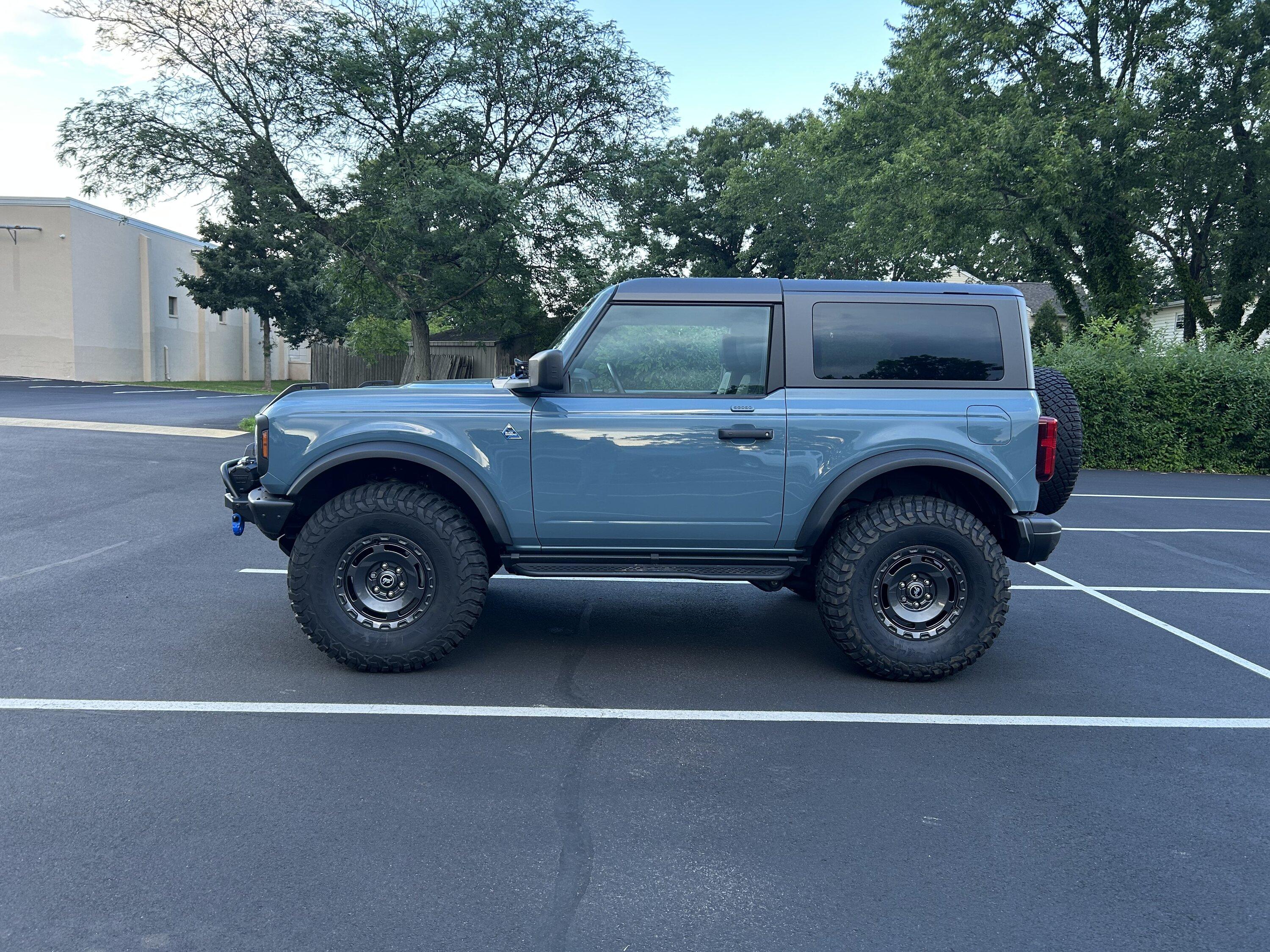 Ford Bronco Show us your installed wheel / tire upgrades here! (Pics) IMG_5065