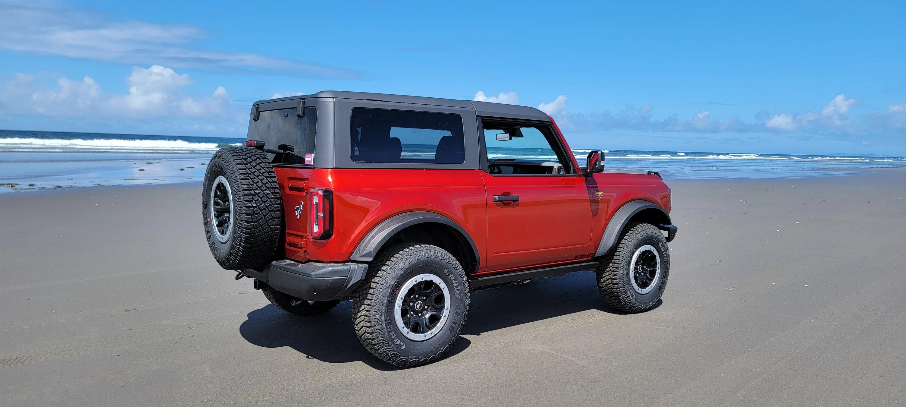Ford Bronco Bronco Team 2 door. 20230717_114626