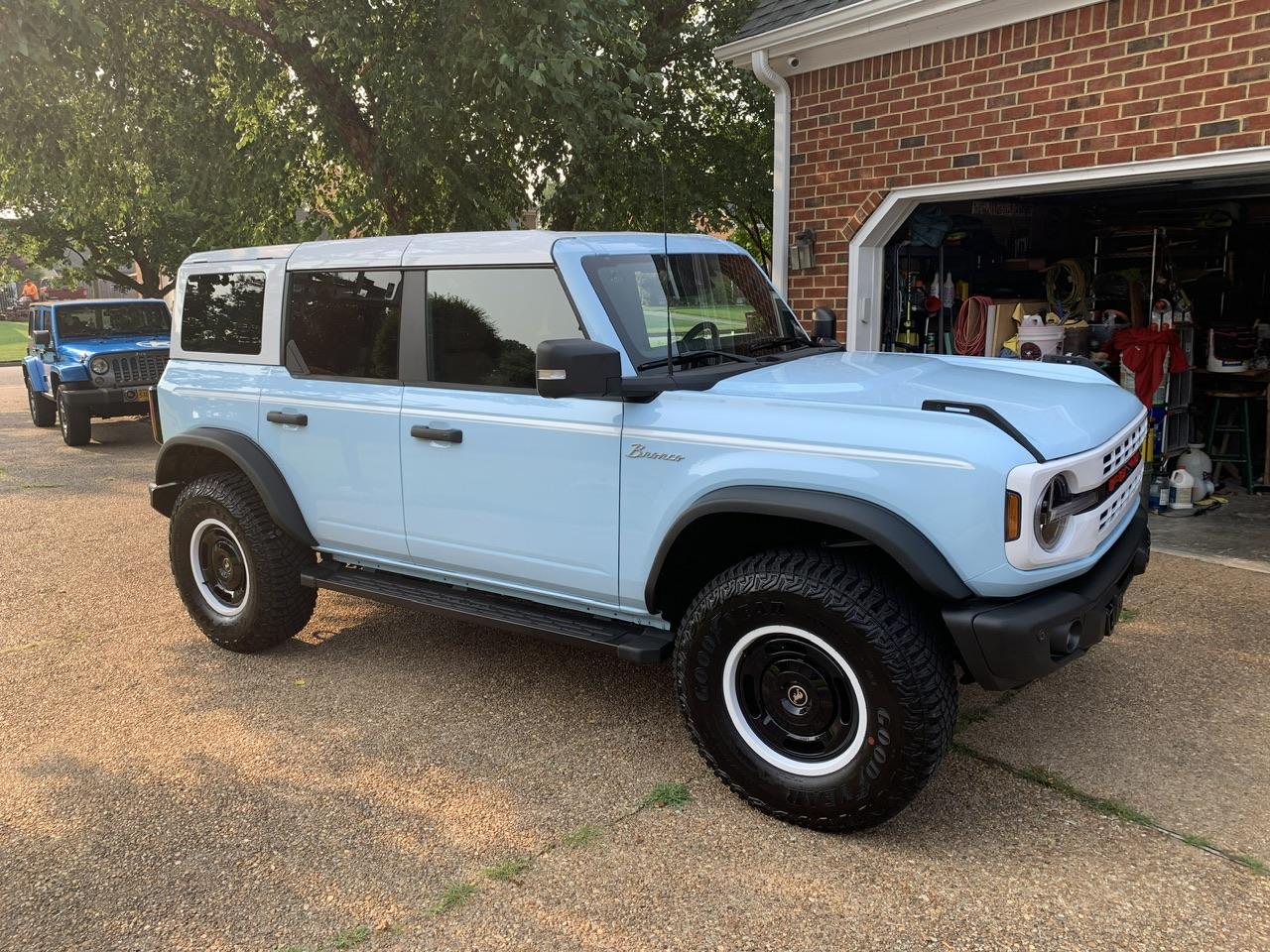 Ford Bronco HERITAGE EDITION Bronco Club IMG_1855