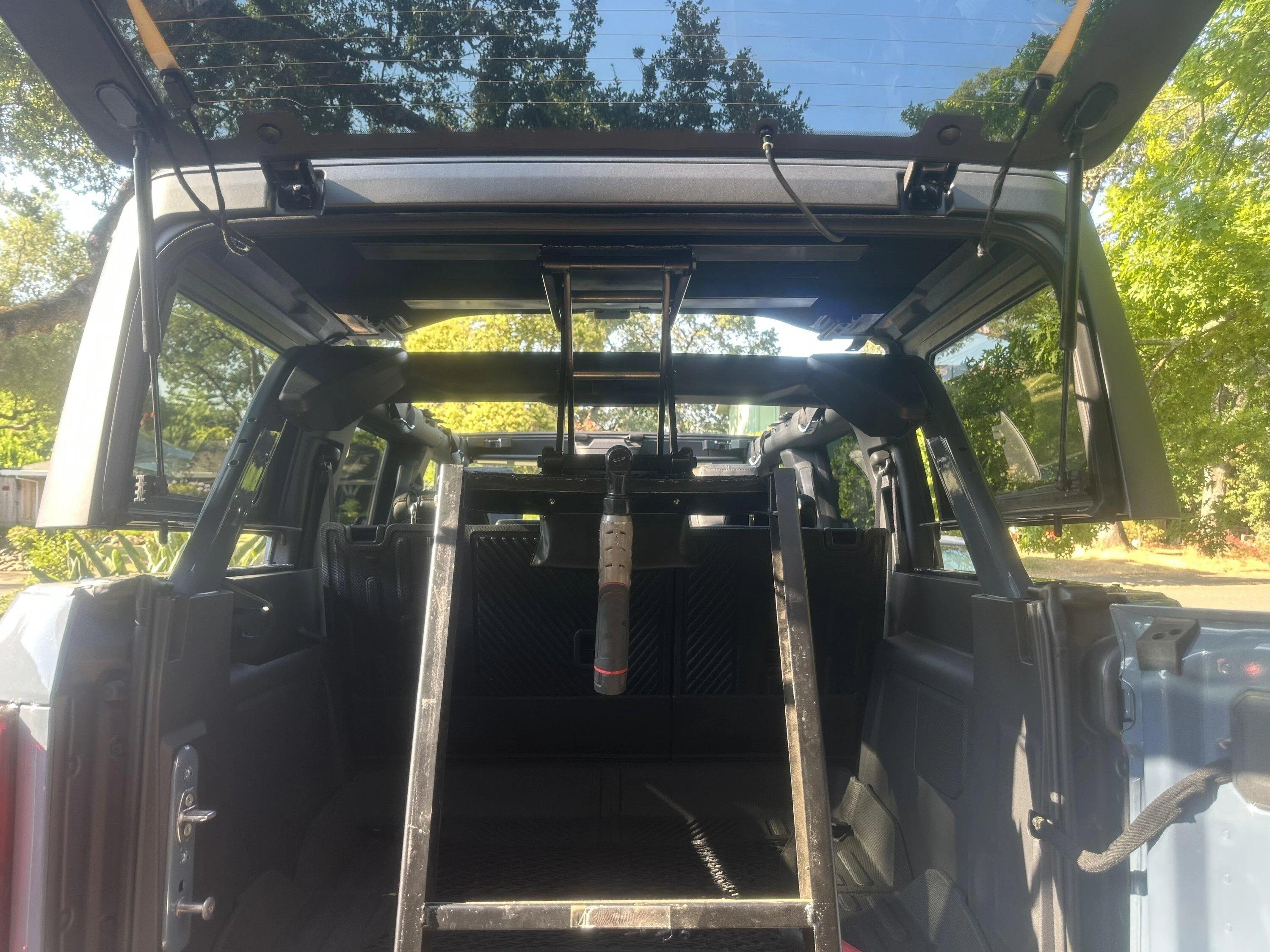 Ford Bronco Homebrew Rear Hardtop Shell Lift IMG_0257