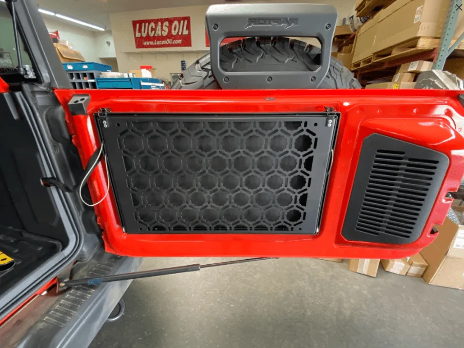 Ford Bronco What's the best tailgate table? Screenshot 2023-07-19 153527