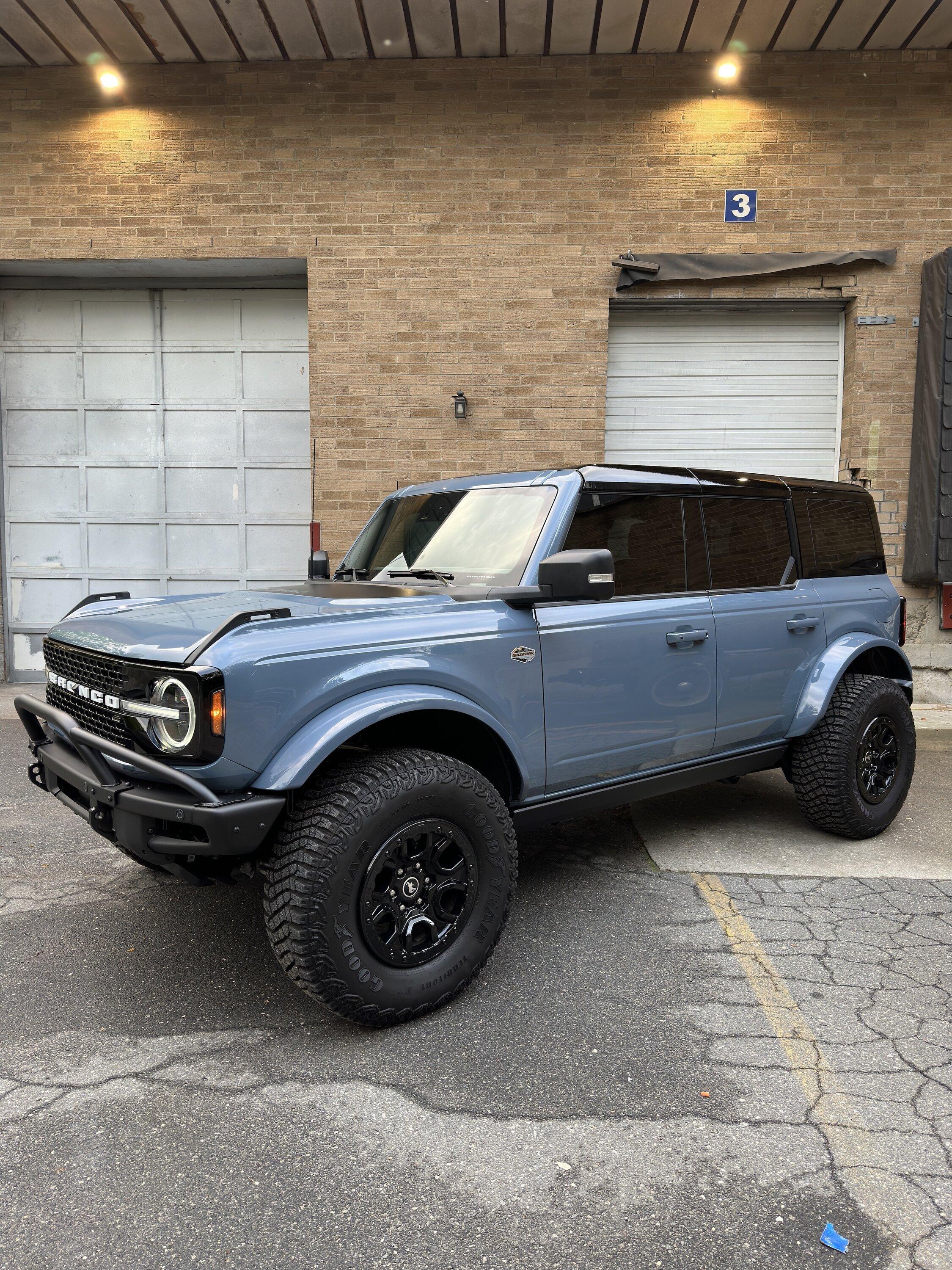 Ford Bronco Azure Wildtrak Build IMG_8504