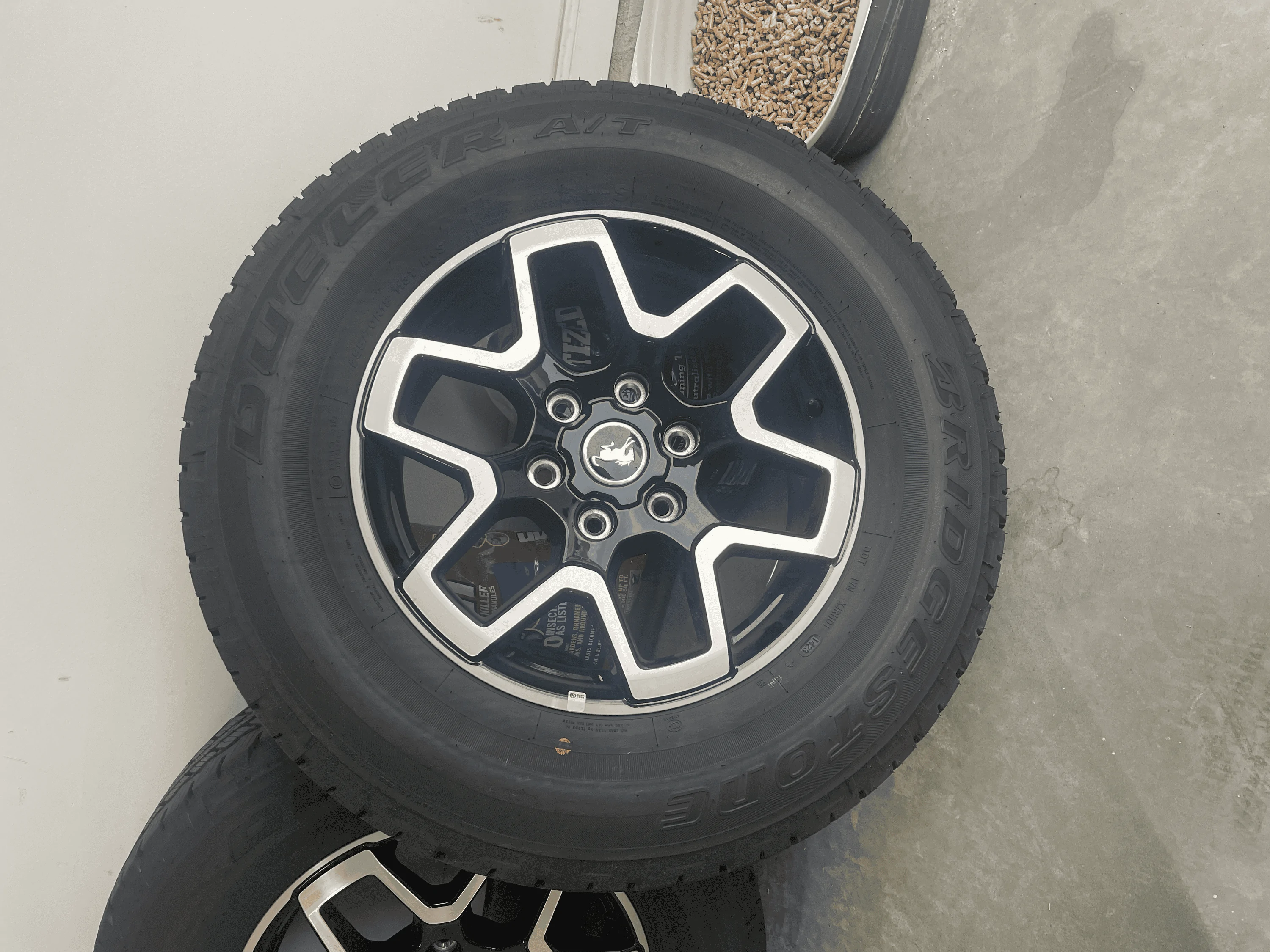 Ford Bronco FS Outer Banks Wheels Set $800 tempImage5dXrH3