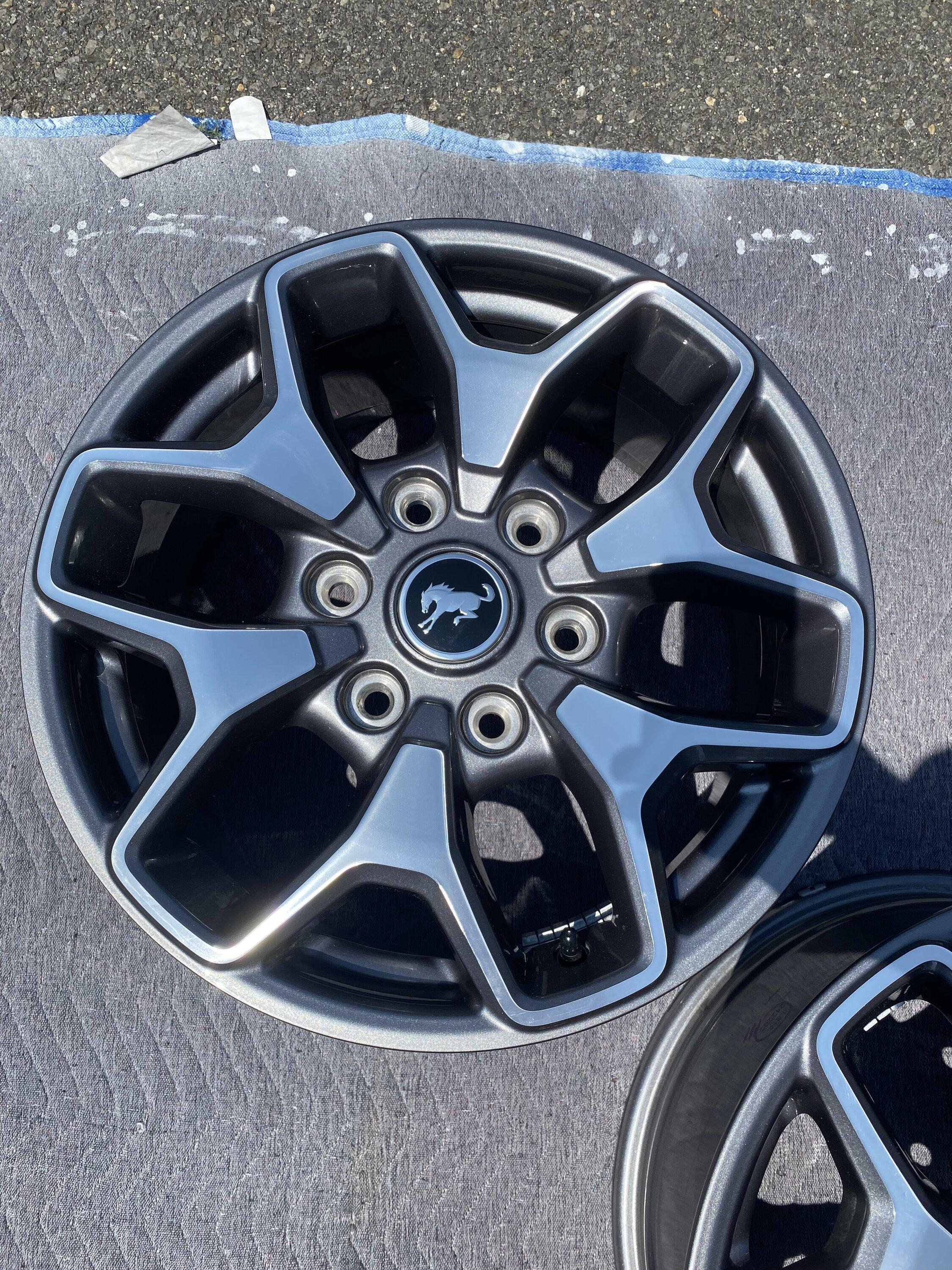 Ford Bronco Badlands OEM Wheels (5) $750 649B413E-C5EC-4CBC-97A7-6CFD4BC0742F