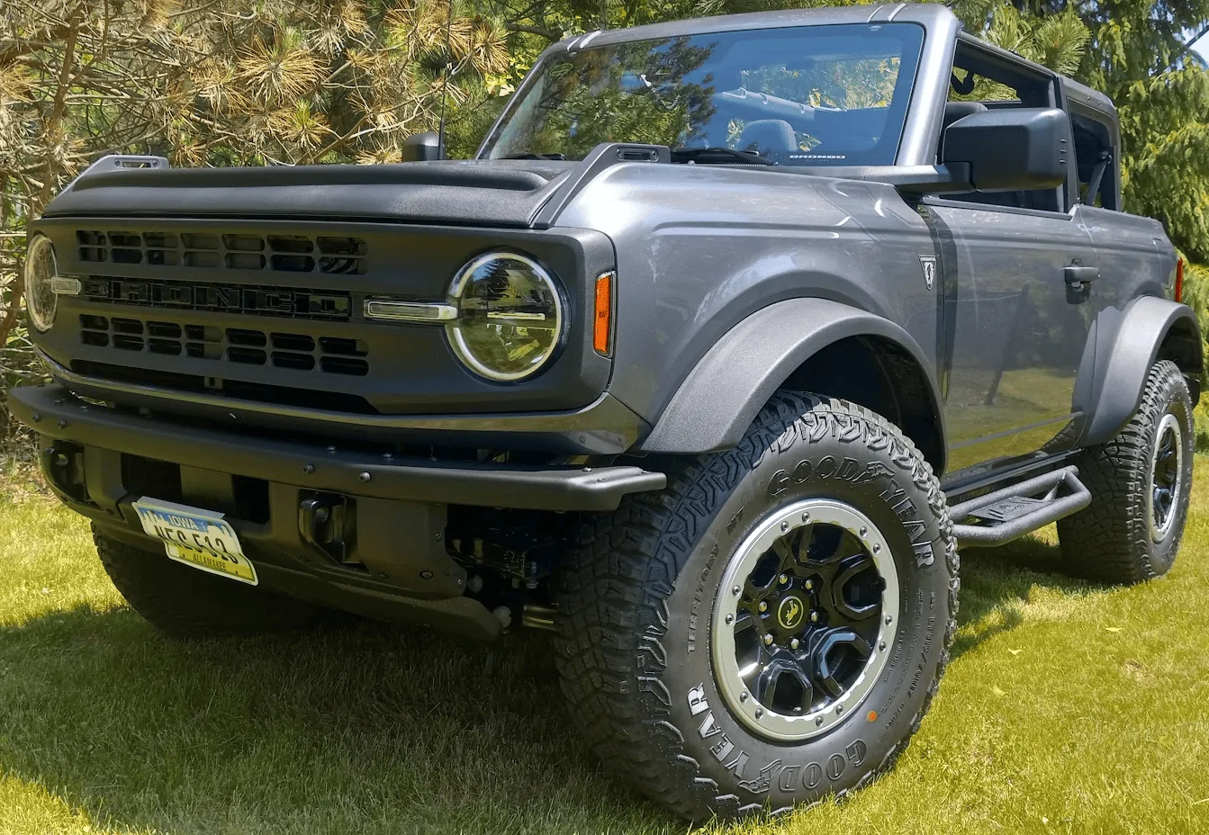 Ford Bronco CARBONIZED GRAY Bronco Club 1689942840214