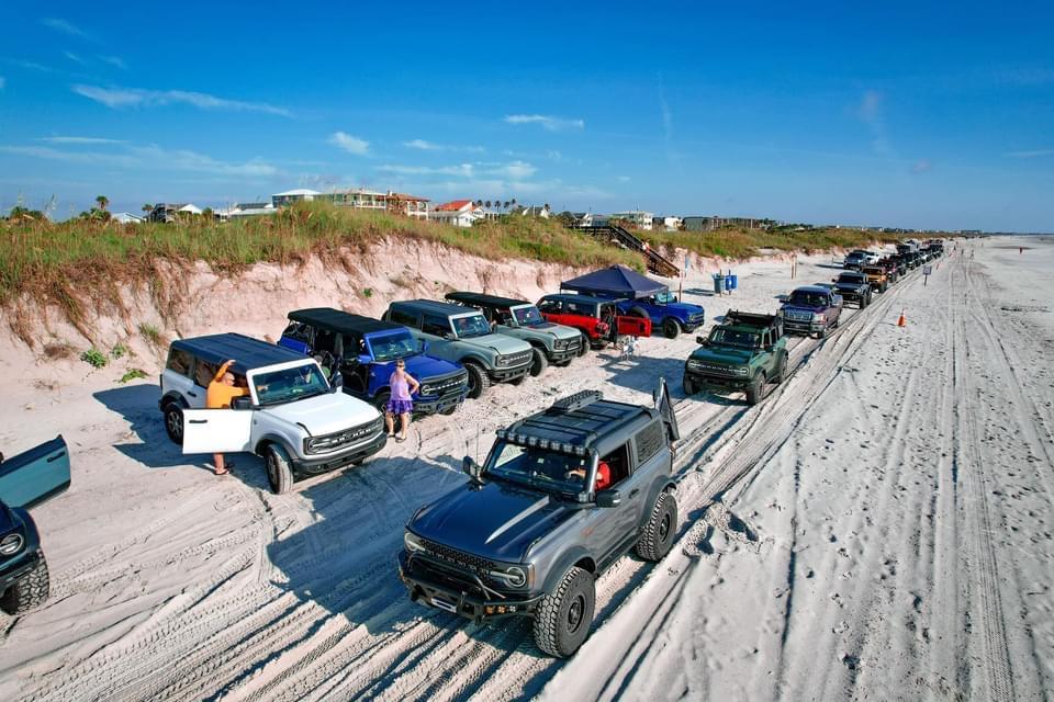Ford Bronco 2nd Annual "Christmas in July" by FL6G sees 96 Bronco turnout! IMG_6777