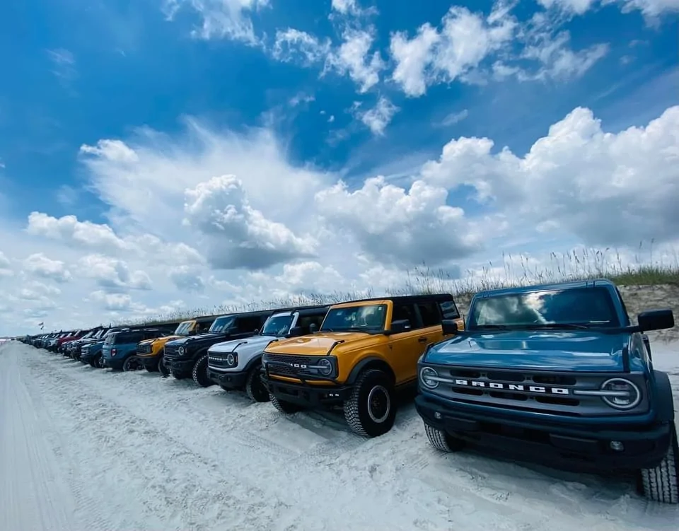 Ford Bronco 2nd Annual "Christmas in July" by FL6G sees 96 Bronco turnout! IMG_6776