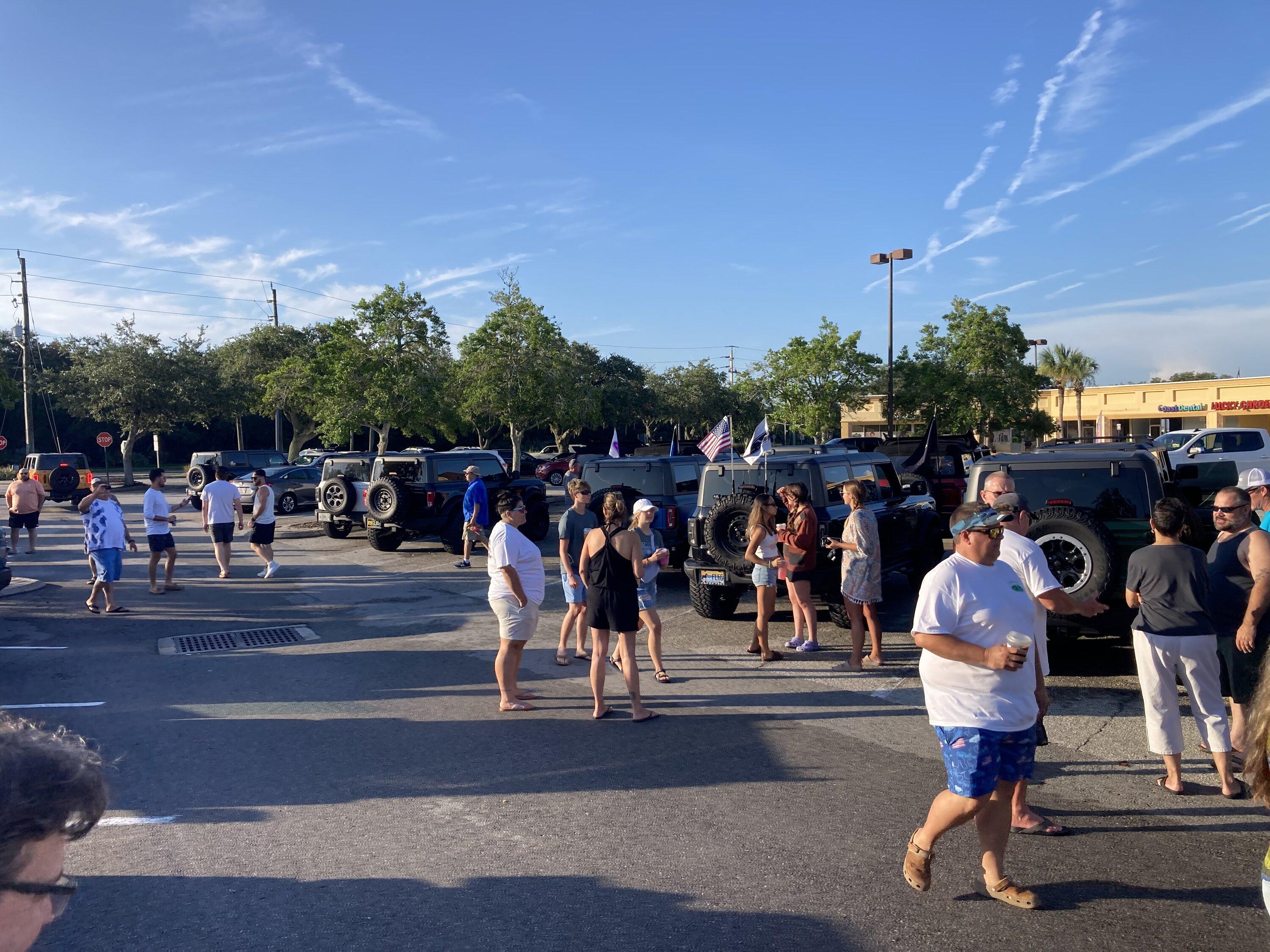 Ford Bronco 2nd Annual "Christmas in July" by FL6G sees 96 Bronco turnout! IMG_6307