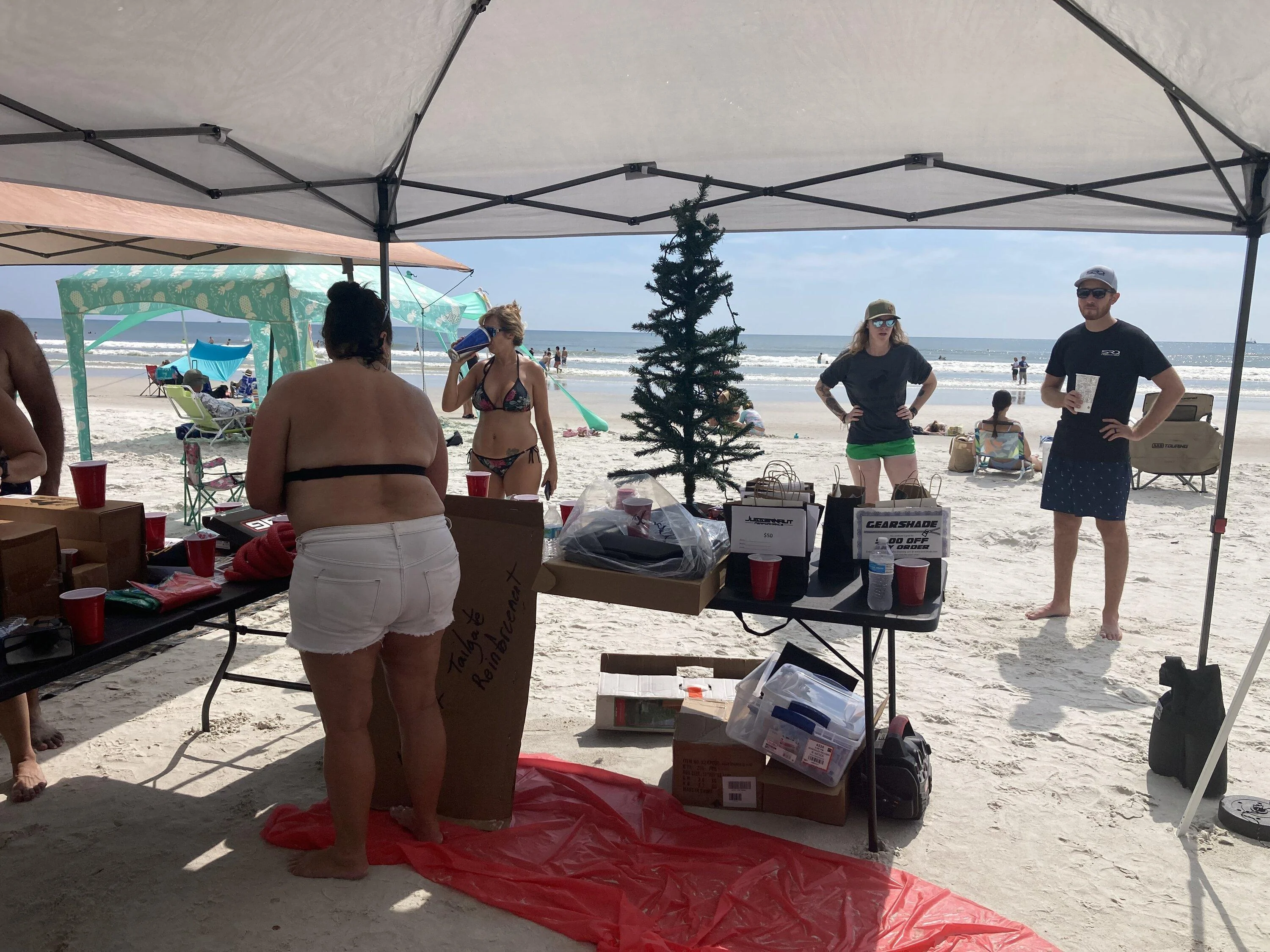 Ford Bronco 2nd Annual "Christmas in July" by FL6G sees 96 Bronco turnout! IMG_6315