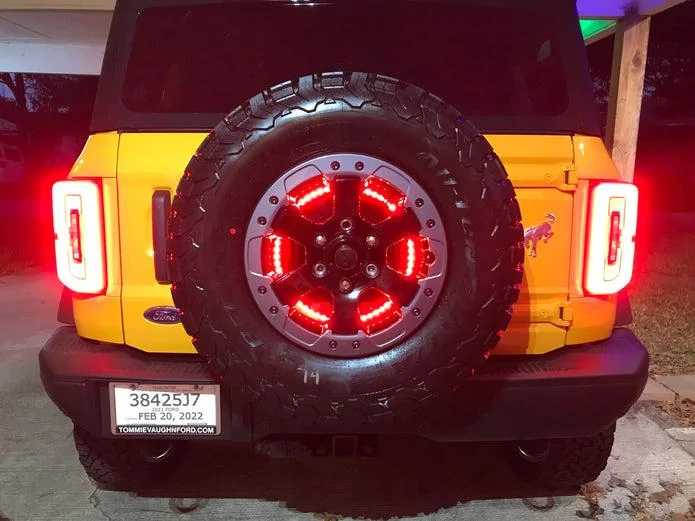 Ford Bronco Removing brake light above 5th wheel 0232C4CC-92A9-49F8-8E1F-C998D2A9D0D4_695x522