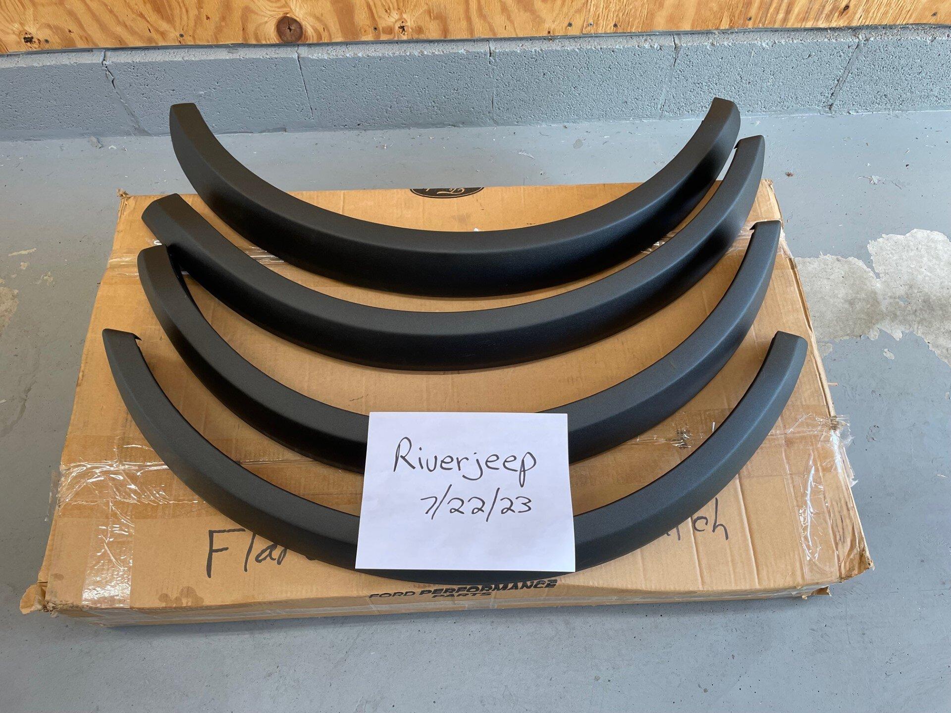 Ford Bronco Fender Flares Non-Sasquatch thumbnail_IMG_1155
