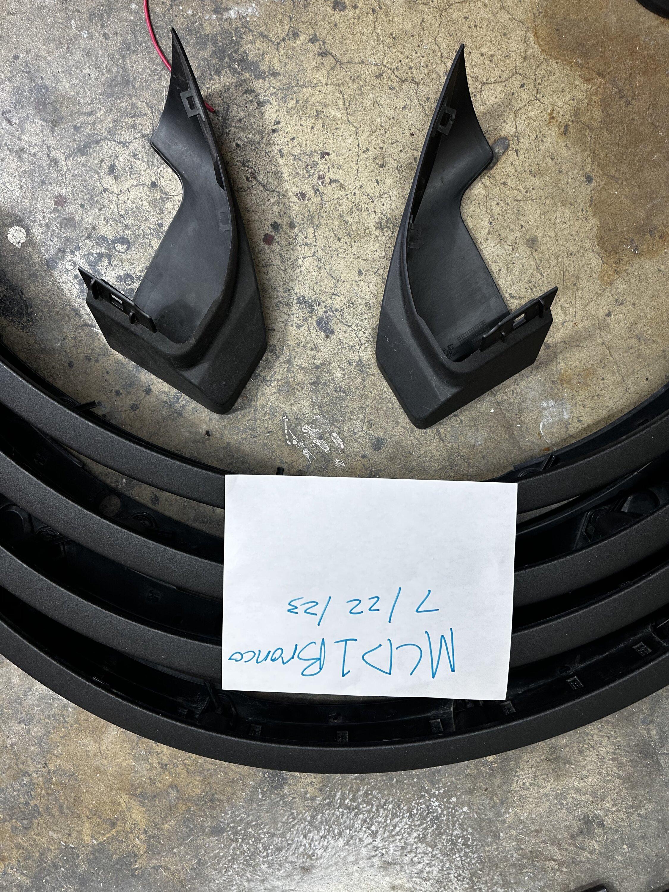 Ford Bronco SAS Flares IMG_5445