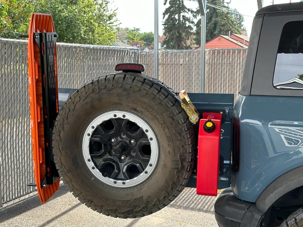 Ford Bronco Installed some accessories today IMG_5771
