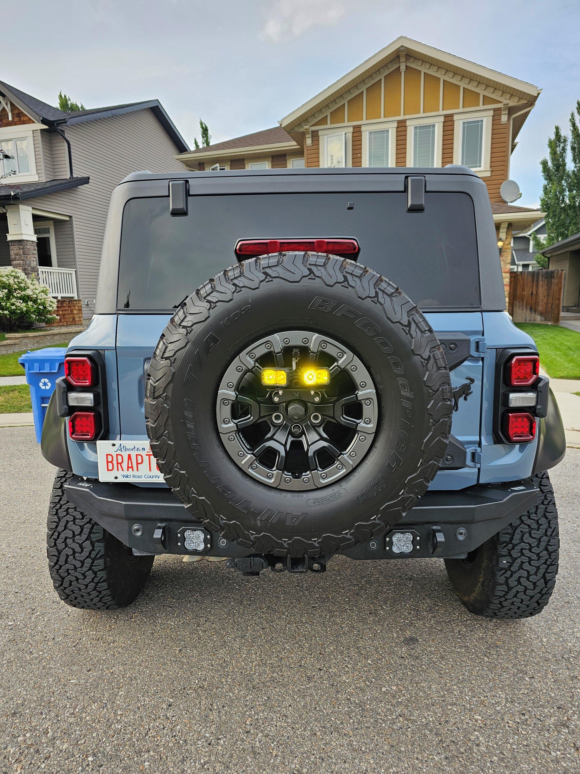 Ford Bronco NEW! Bronco Raptor ”UNI” Chase Light Mount by Fast Intentions SS2_1