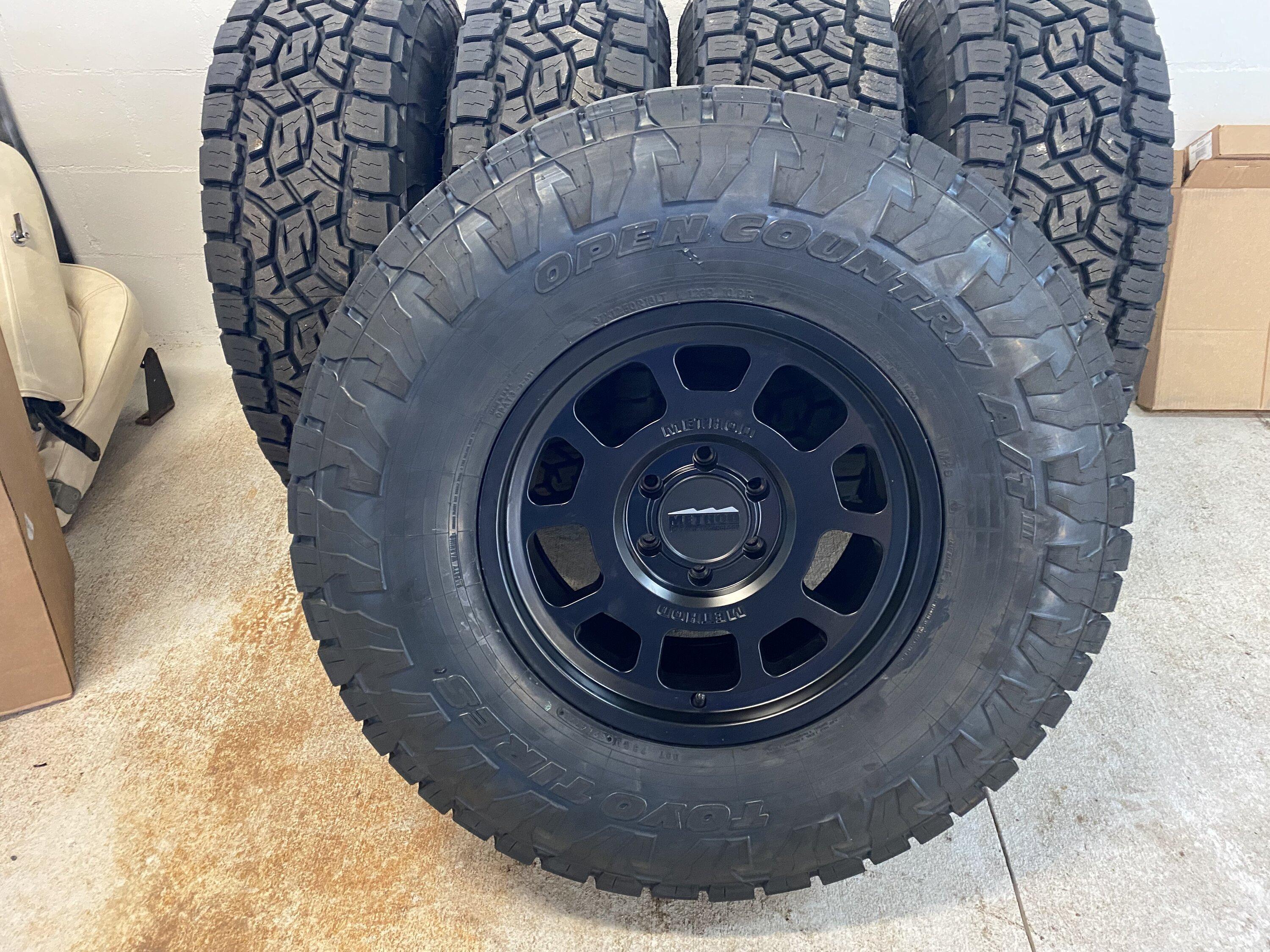 Ford Bronco Which Method wheels do you like? IMG_0160