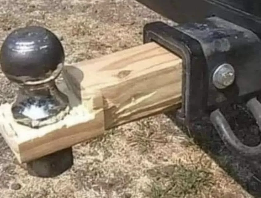 Ford Bronco Redneck Hitch Carrier Solution IMG_1359