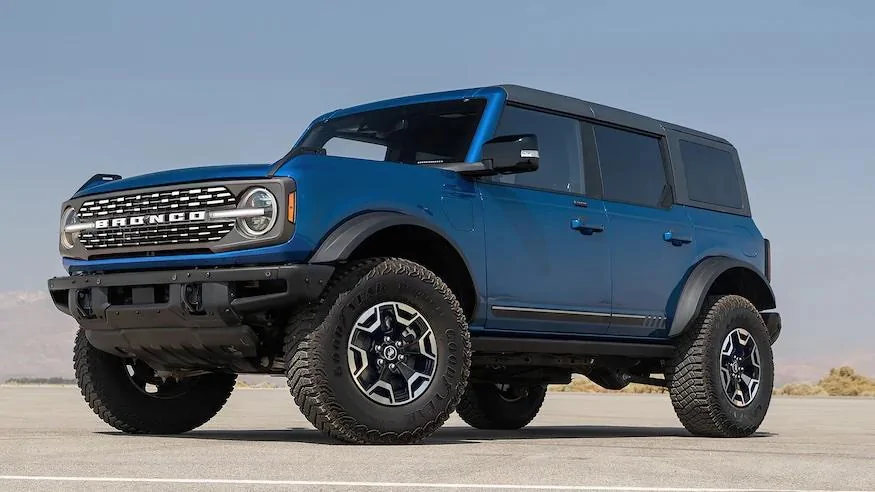 Ford Bronco 2025 Bronco Hybrid Rumors Ford-Bronco-PHEV