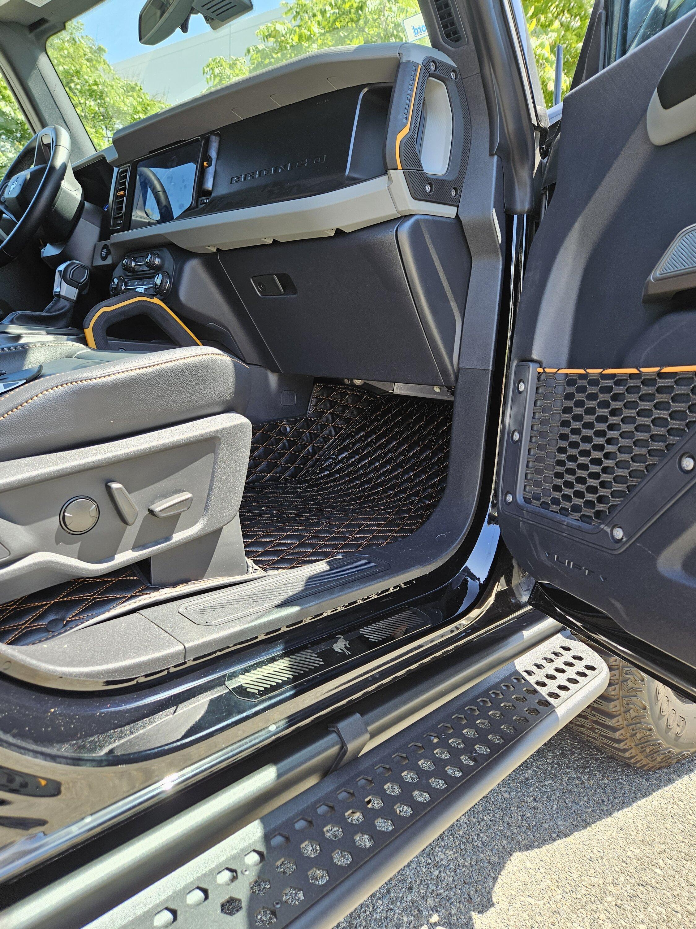 Ford Bronco Floor liner option? 20230725_111611