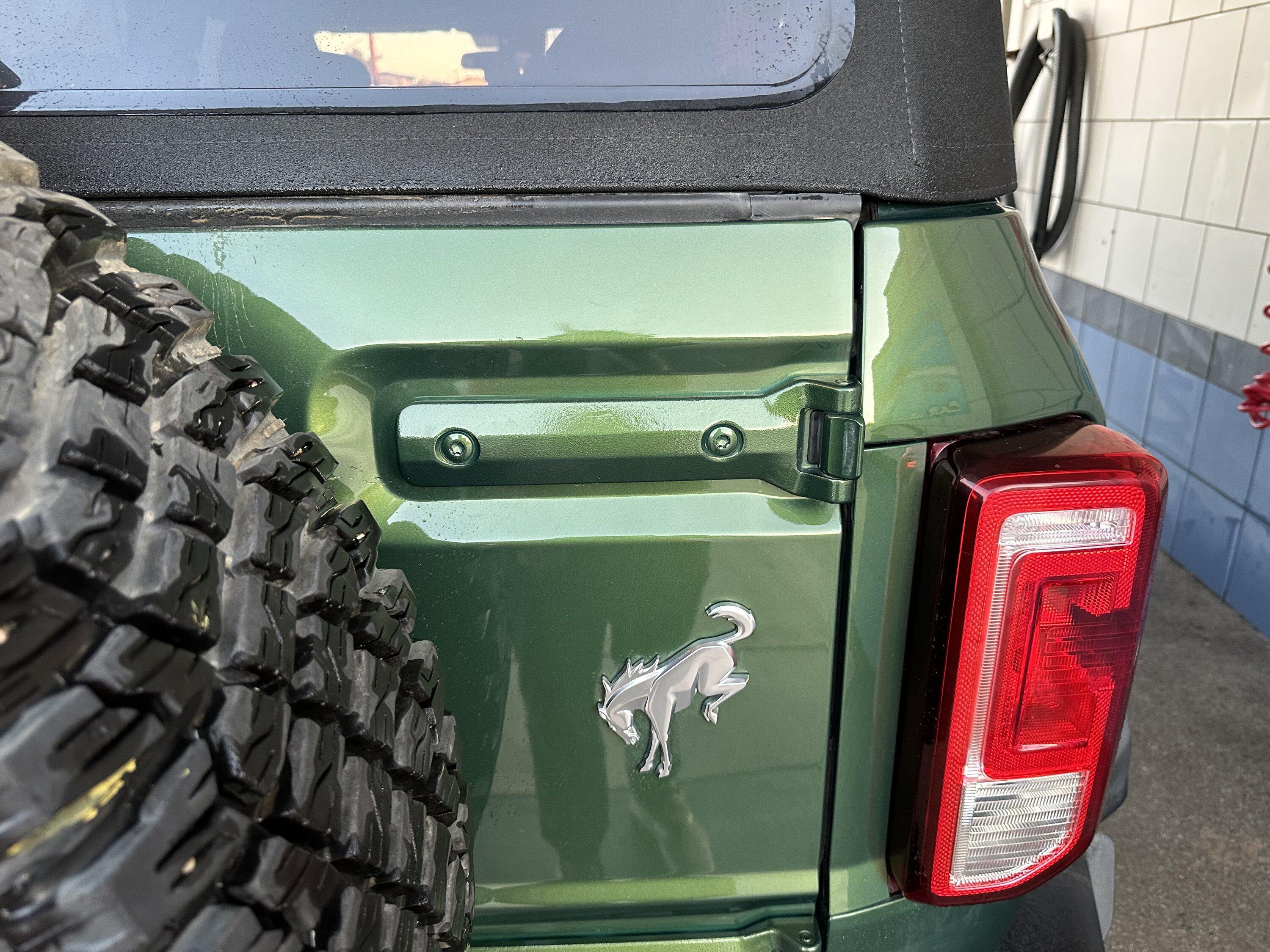 Ford Bronco Need help fixing shifted tailgate IMG_4438