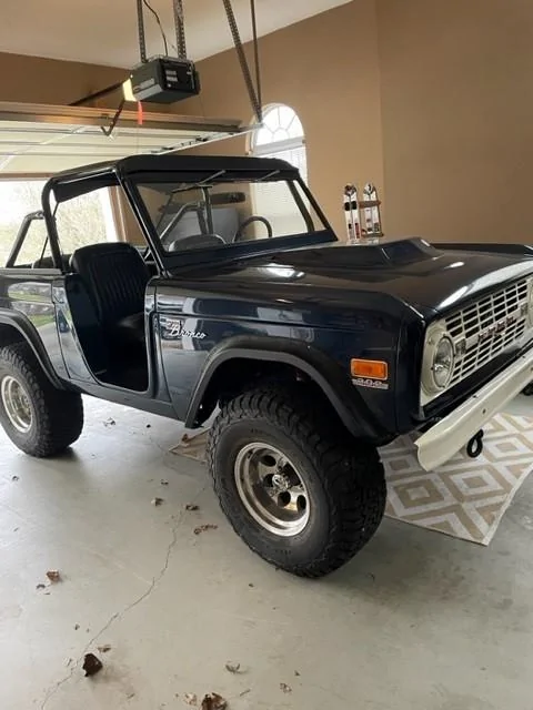 Ford Bronco Throwback Commercial: 1966 Bronco - A Breed Apart bronco