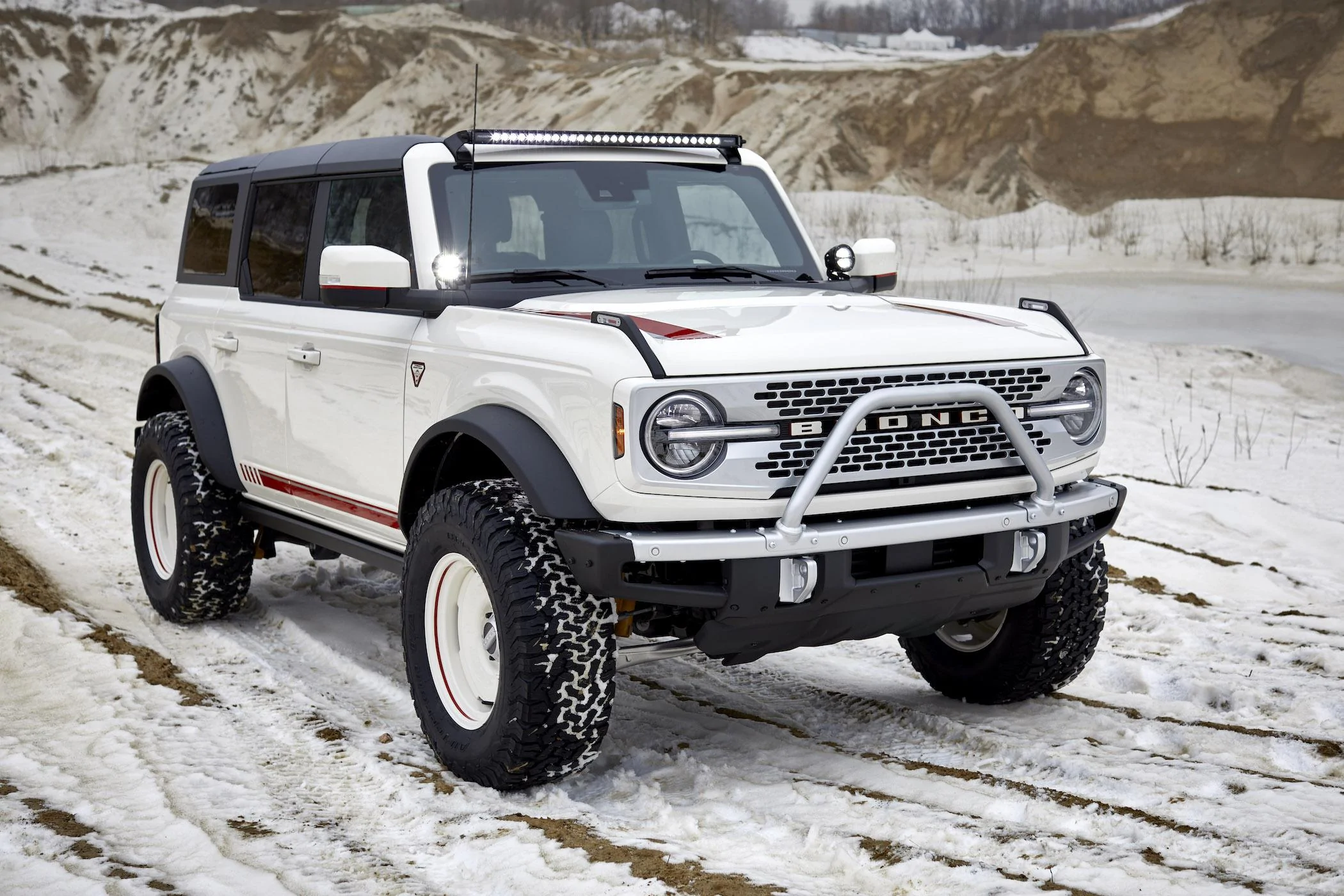 Ford Bronco Questions about painting grille silver 2021 Ford Bronco Pope Francis Center-First Edition_01