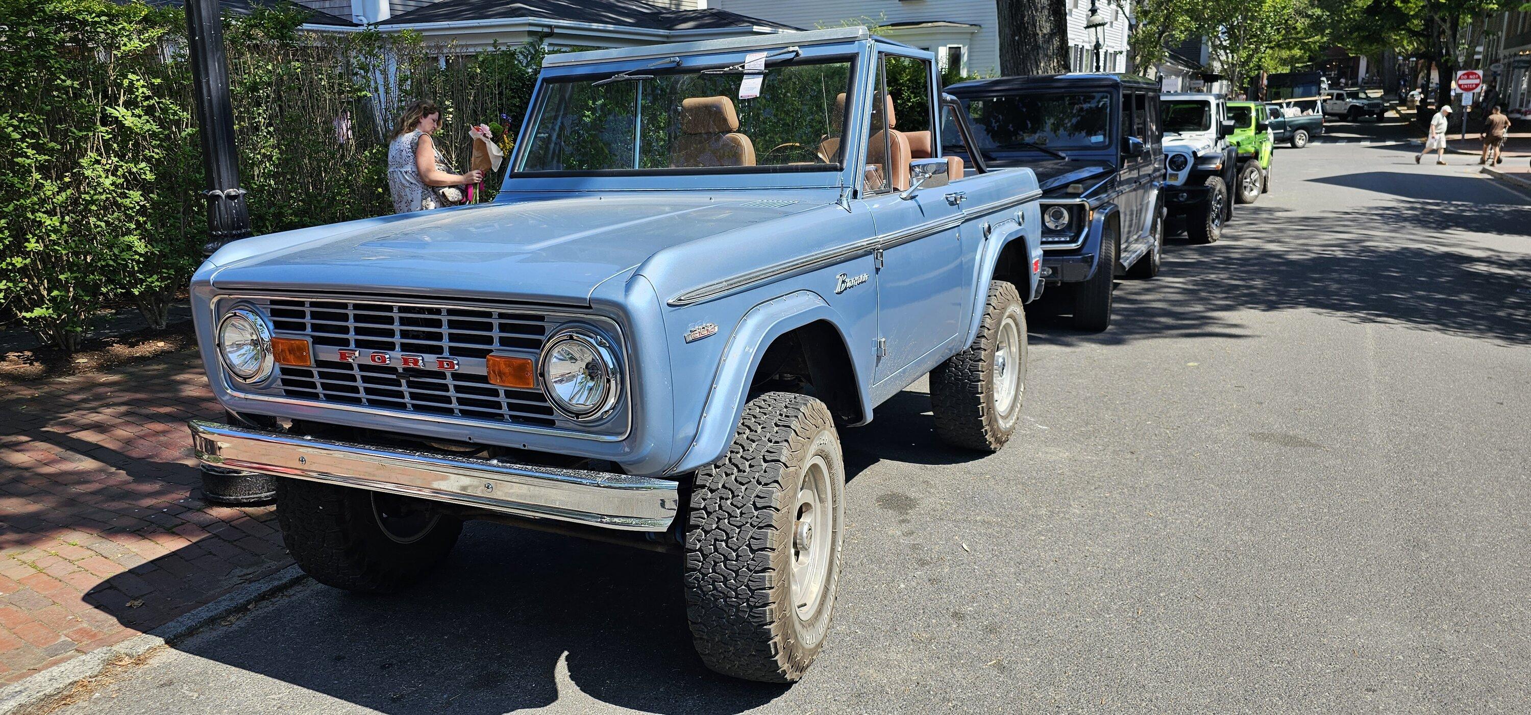 Ford Bronco Throwback Commercial: 1966 Bronco - A Breed Apart 20230725_145148