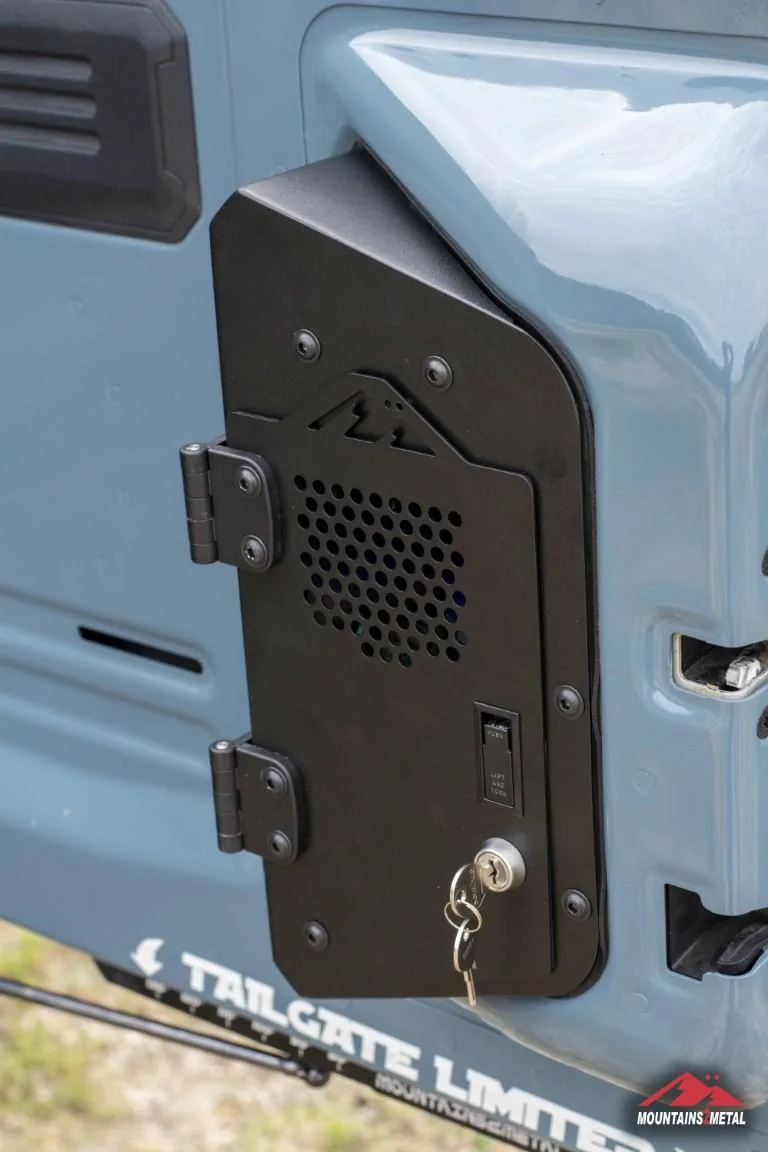 Ford Bronco LOCKABLE Medicine Cabinet for Tailgate CMR_0354_1