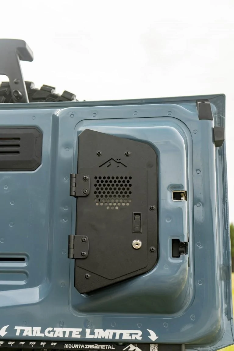 Ford Bronco LOCKABLE Medicine Cabinet for Tailgate DSC07671