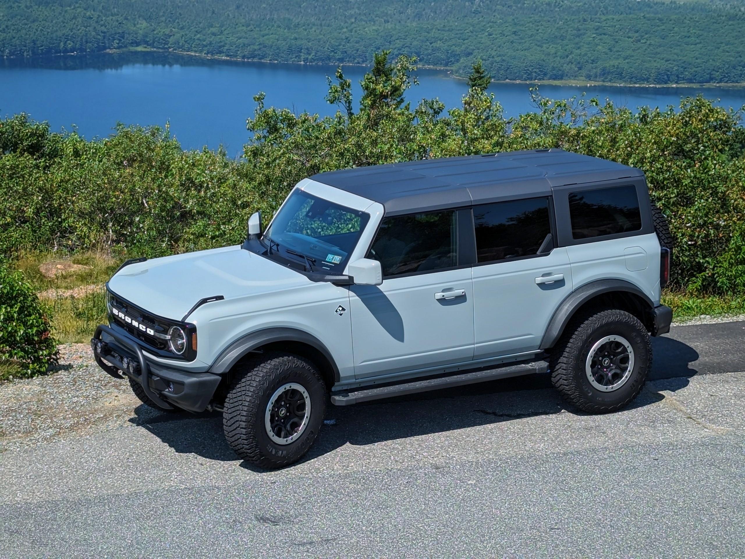 Ford Bronco CACTUS GRAY Bronco Club PXL_20230728_144210469-01~2