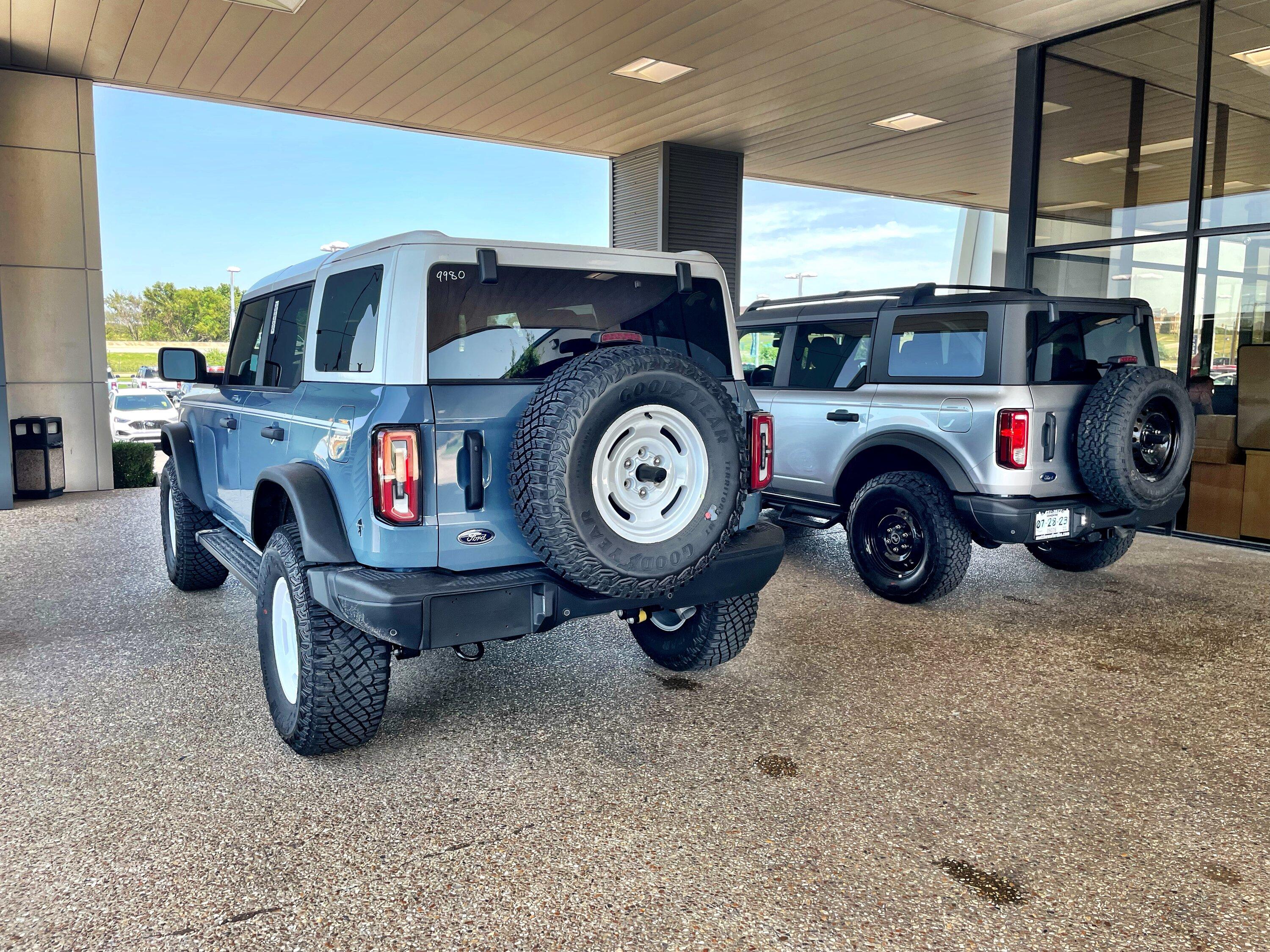 Ford Bronco HERITAGE EDITION Bronco Club IMG_2490