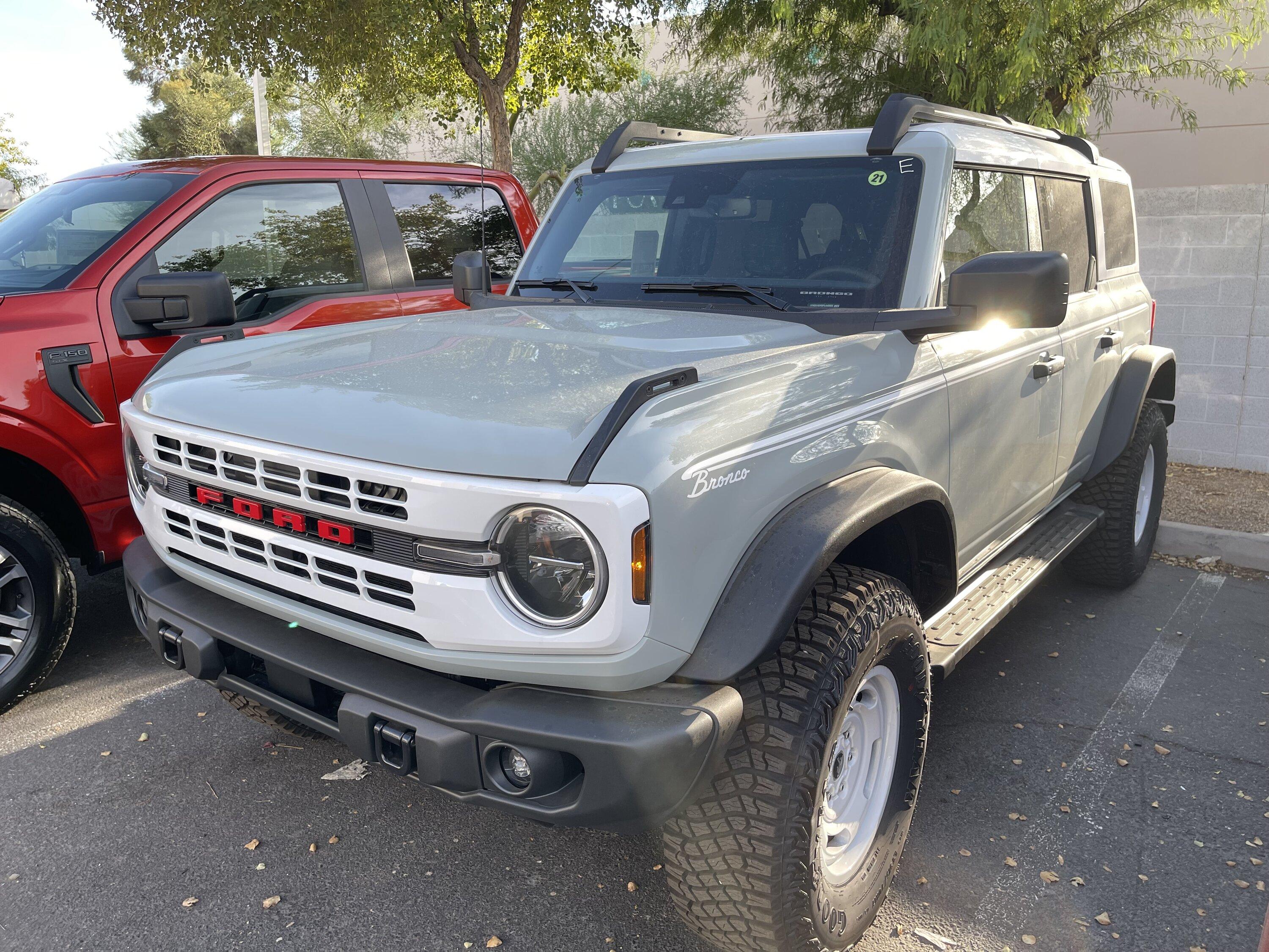 Ford Bronco HERITAGE EDITION Bronco Club IMG_0094