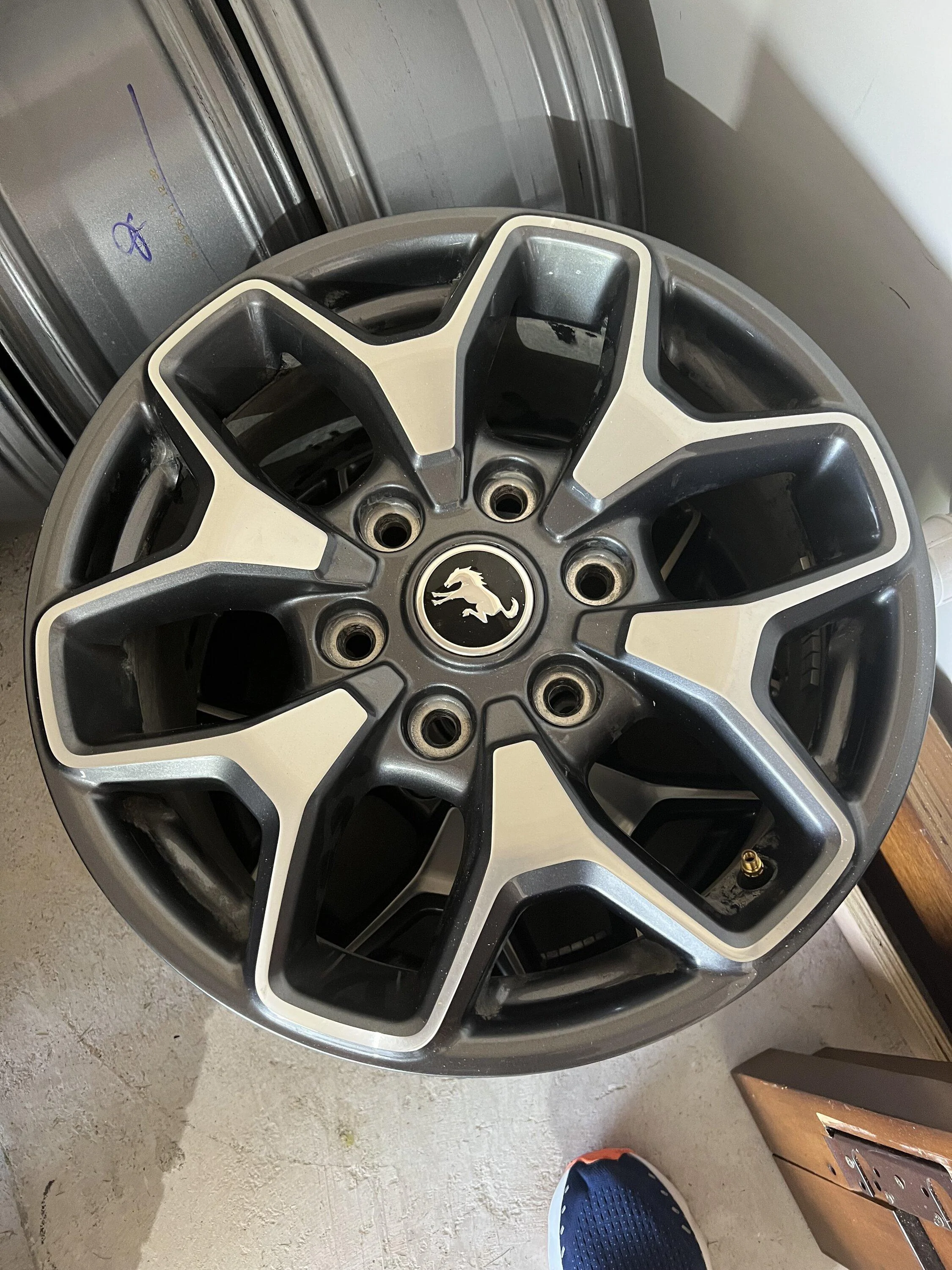 Ford Bronco Badlands Wheels Reduced IMG_1769