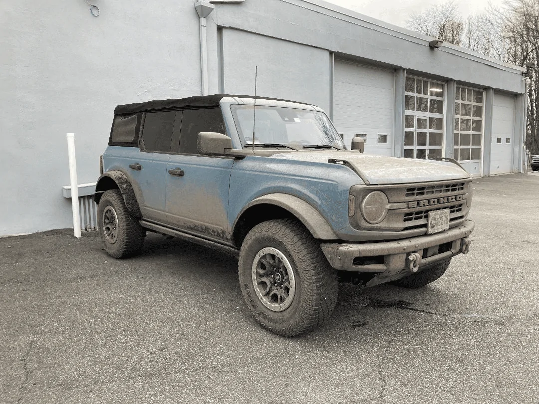 Ford Bronco Meet Wildfire 1690647209562