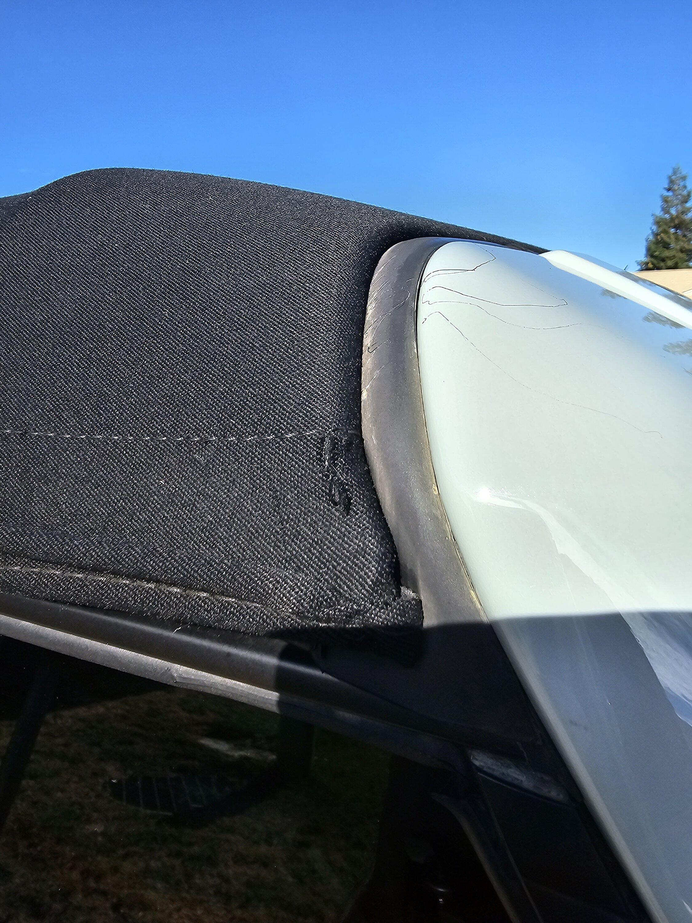 Ford Bronco Soft top front header edges fraying 1000014736