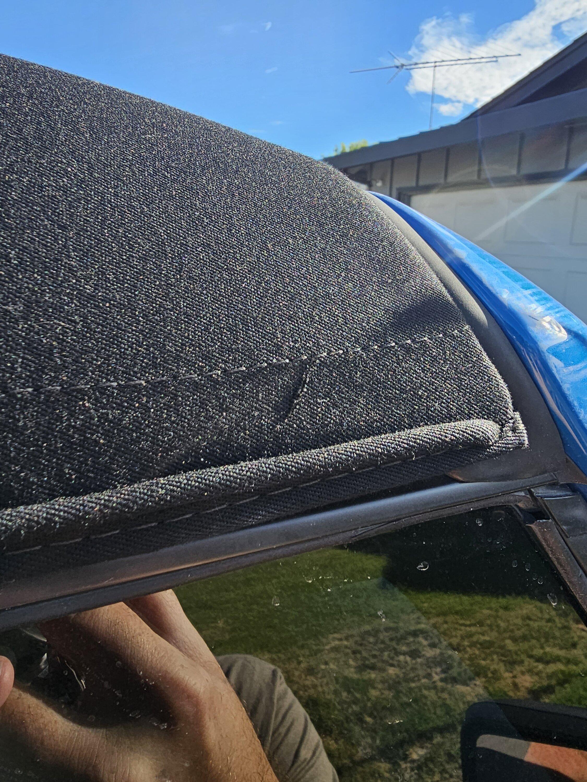 Ford Bronco Soft top front header edges fraying 1000014737