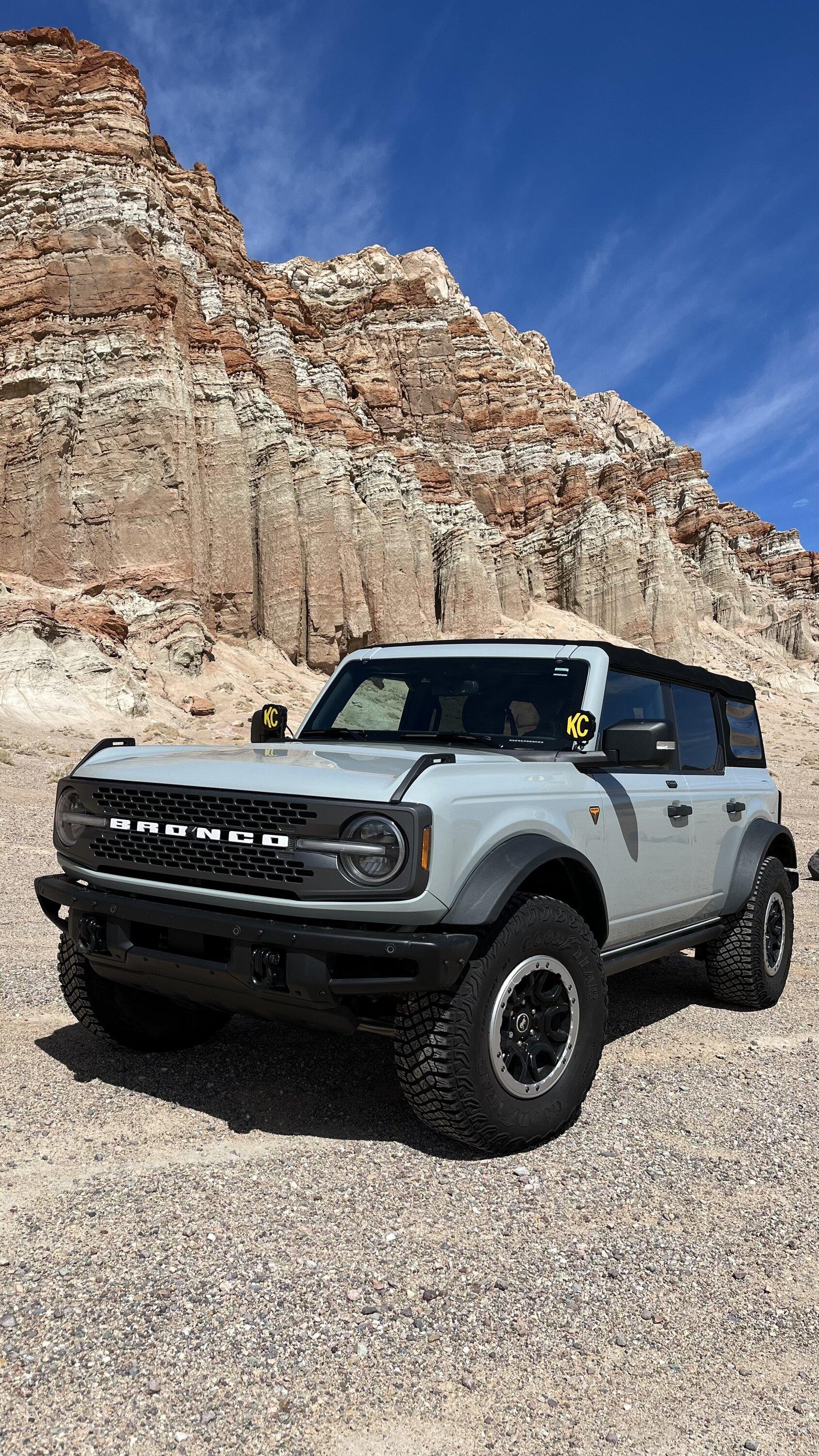 Ford Bronco Offroad in Red Rock Canyon with my Cactus Gray Badlands - near Los Angeles (video) IMG_2351