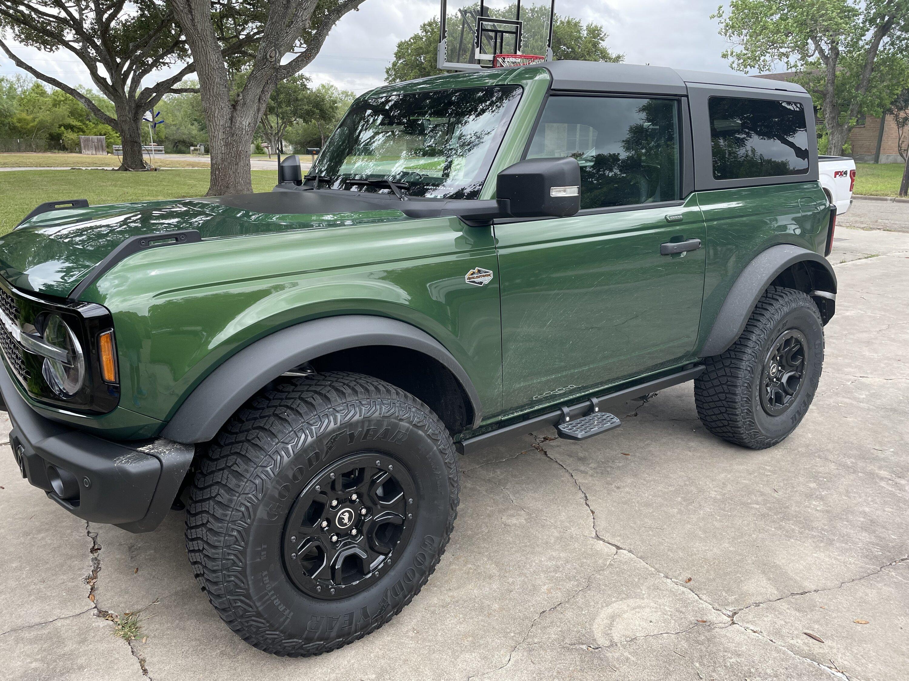 Ford Bronco Finally did it! 2-Dr Badlands in Eruption Green 71044649827__CCD6192F-49FC-4FF7-8D88-DA673065D76E