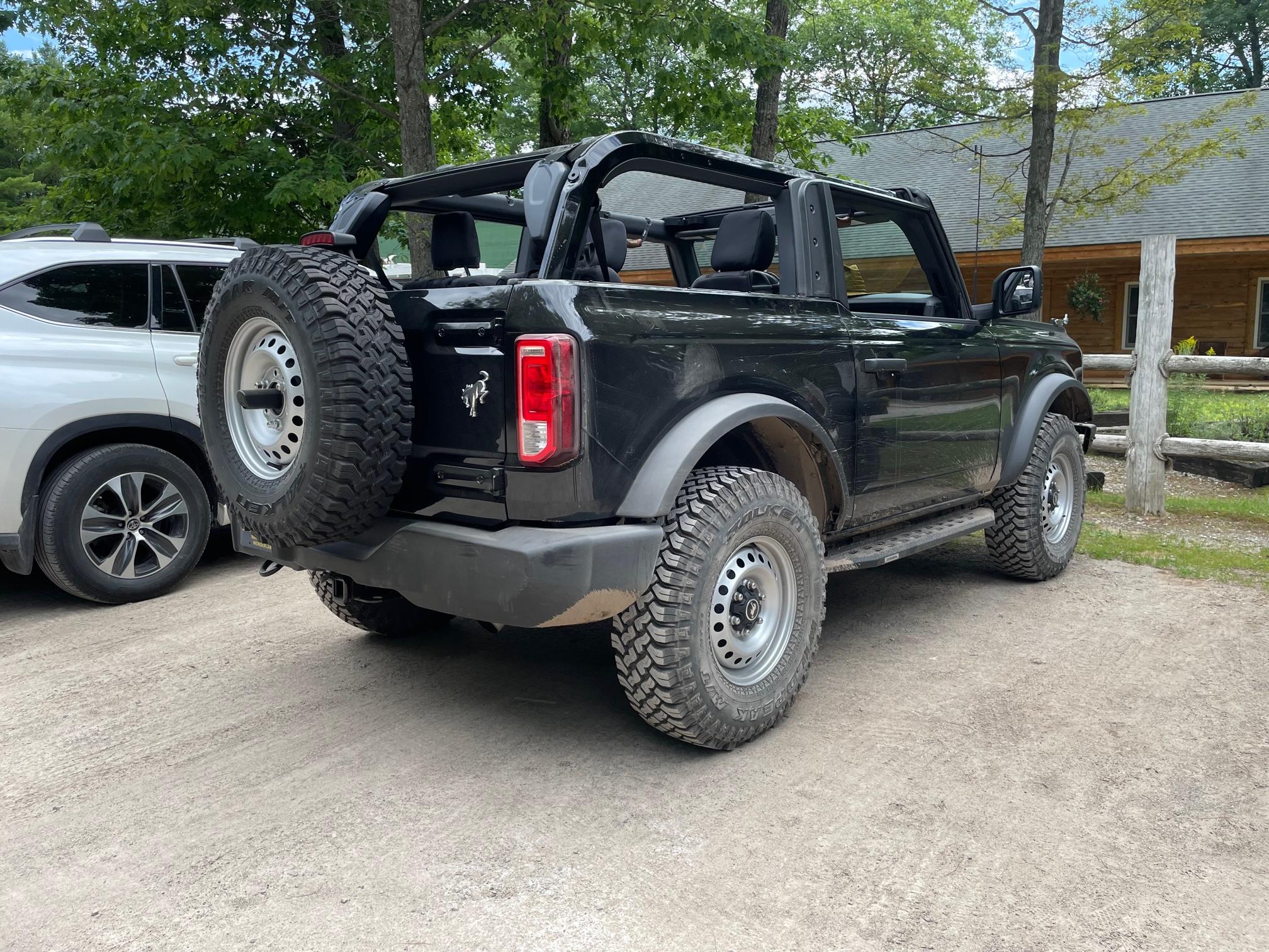 Ford Bronco The 2023 Shadow Black Base Experience IMG_2913