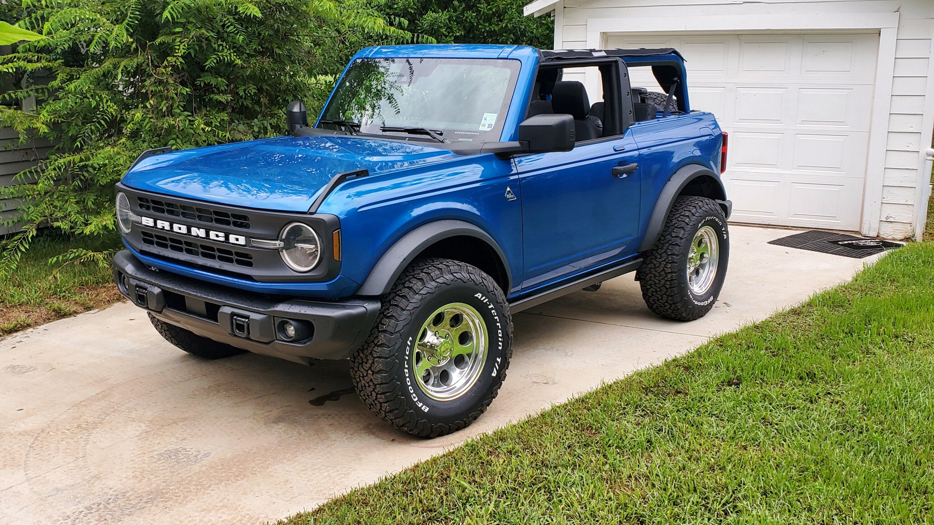 Ford Bronco Base Big Bend - Lift and Tire Question Bronco2