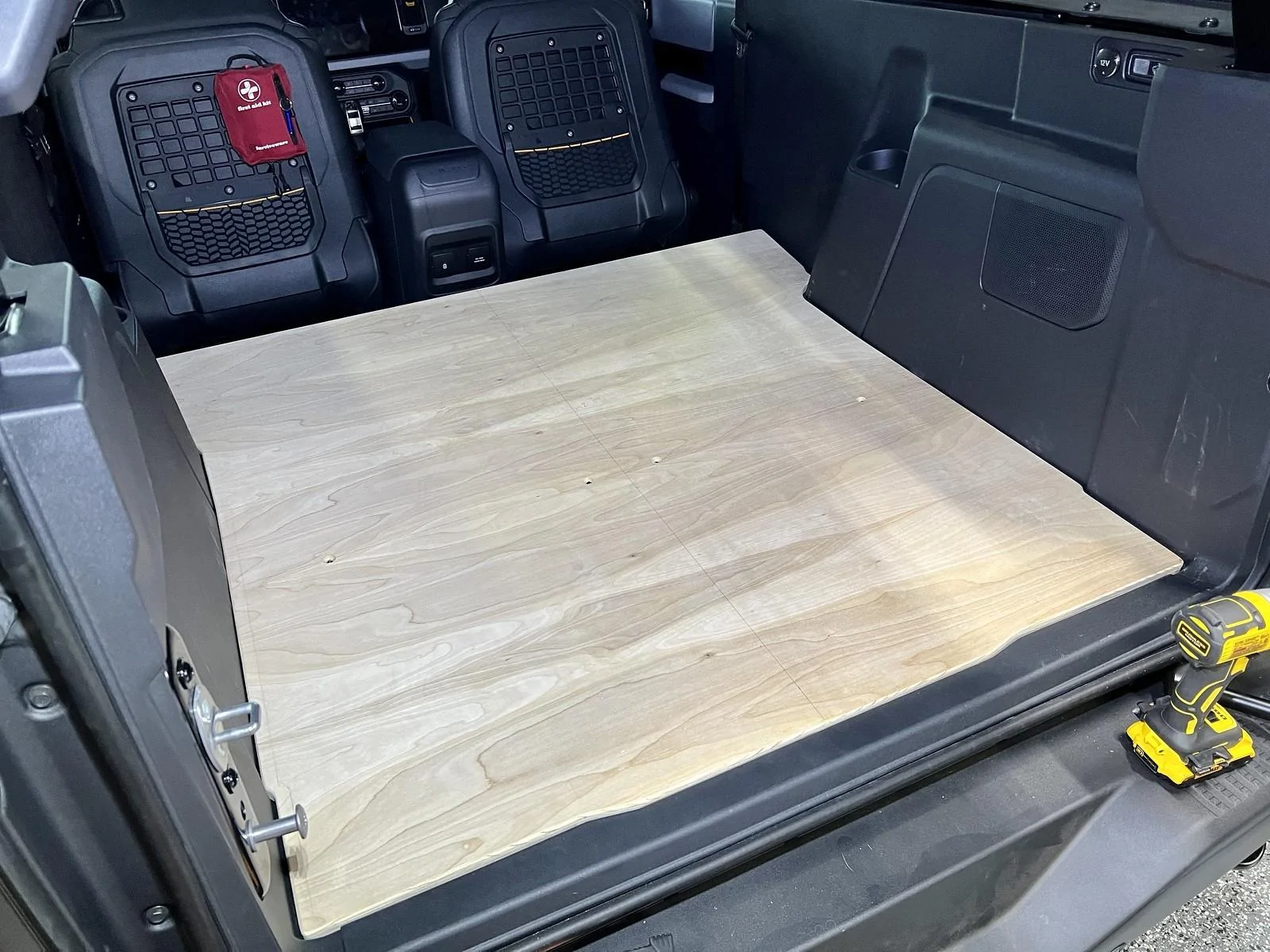 Ford Bronco Broox's DIY 2-Door Seat Delete + Raptor Lined Cargo Platform like-a-glov