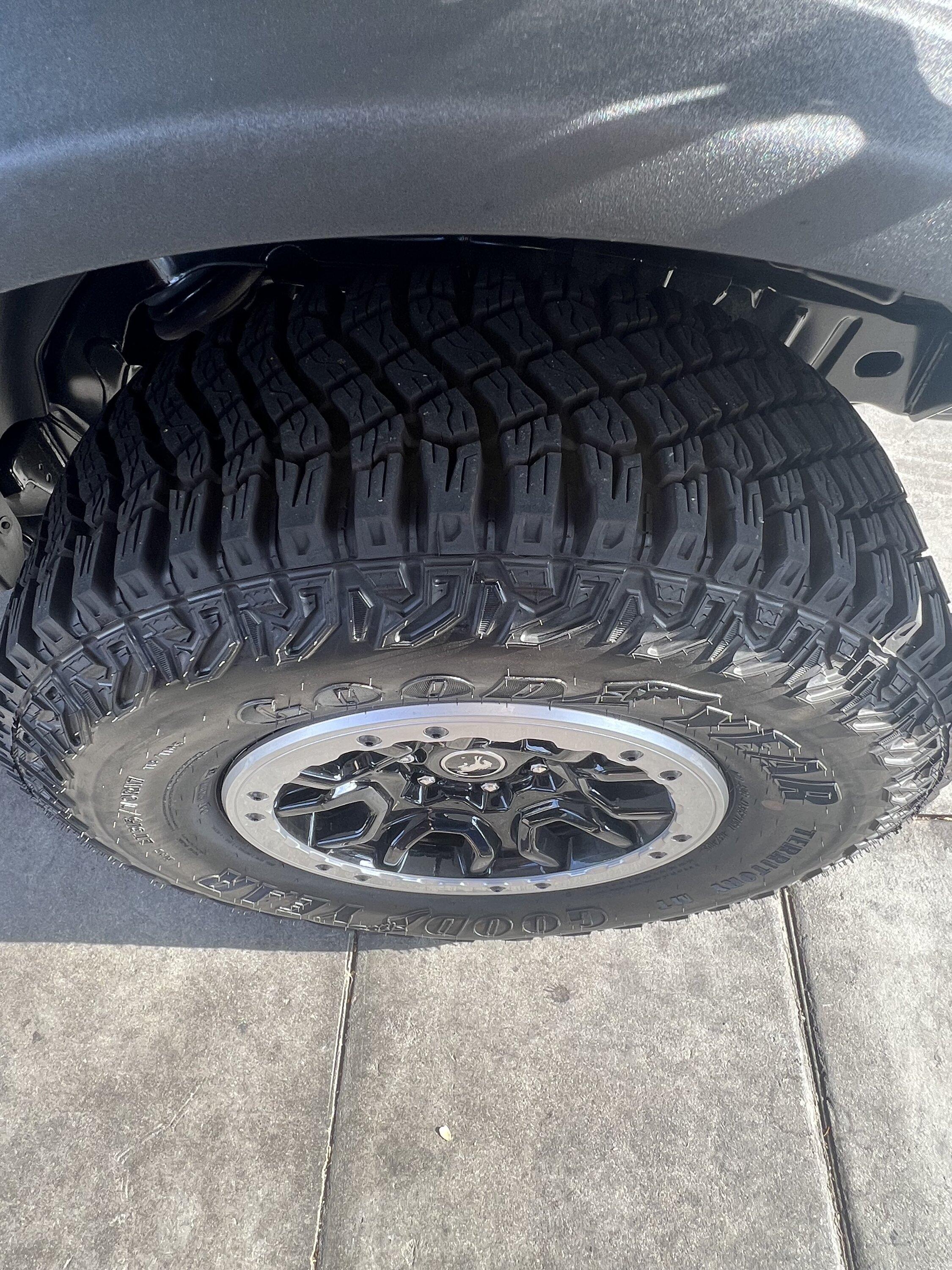 Ford Bronco Your 2¢ - Squatch Tire Wear IMG_9023